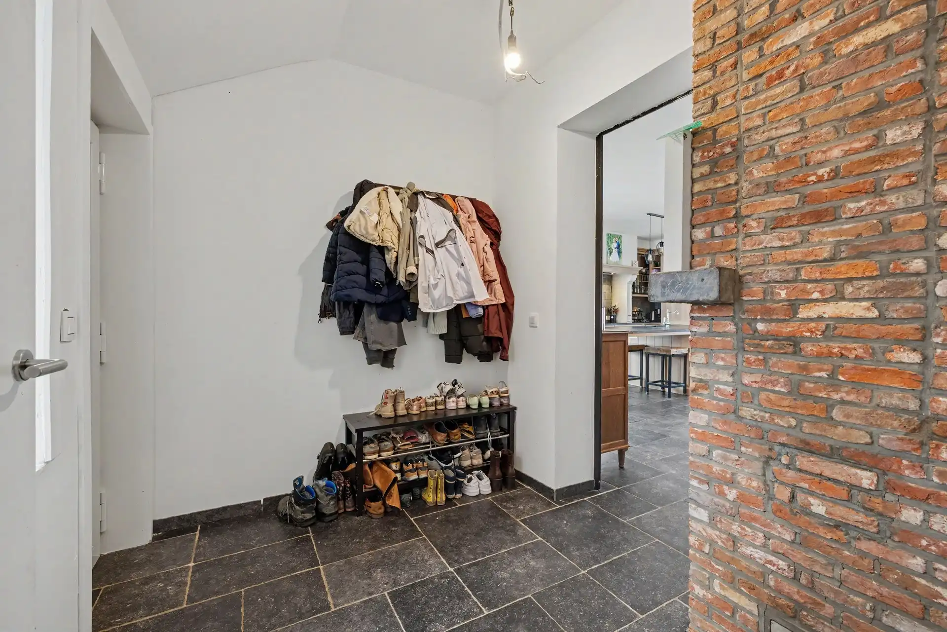 Charmante, gerenoveerde gezinswoning met hedendaagse loods van 400m²  foto 18