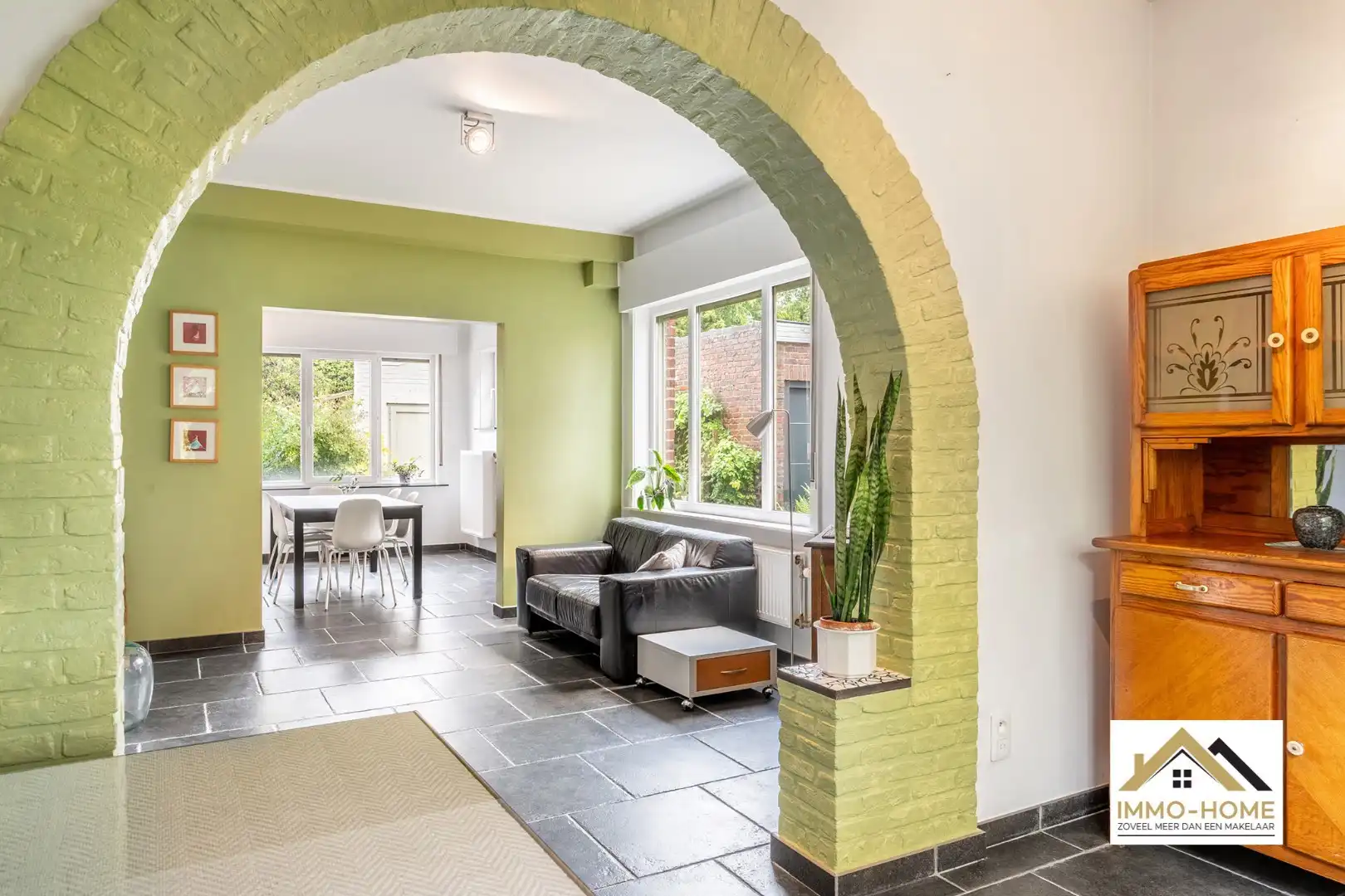 Instapklare woning met ruime tuin op topligging  foto 5
