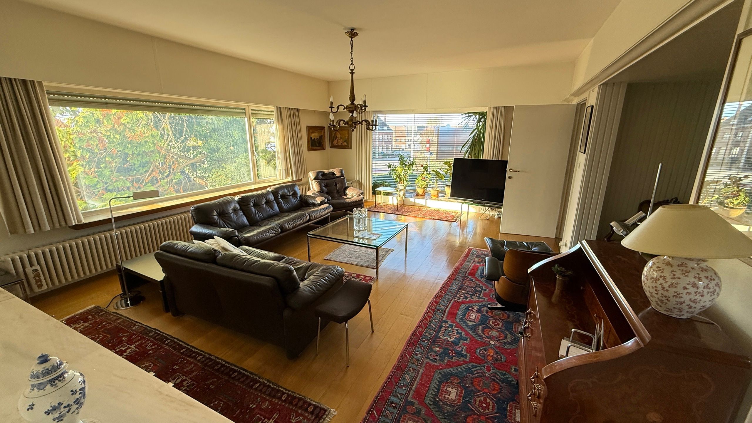 prachtige villa met veel potentieel op toplocatie foto 3