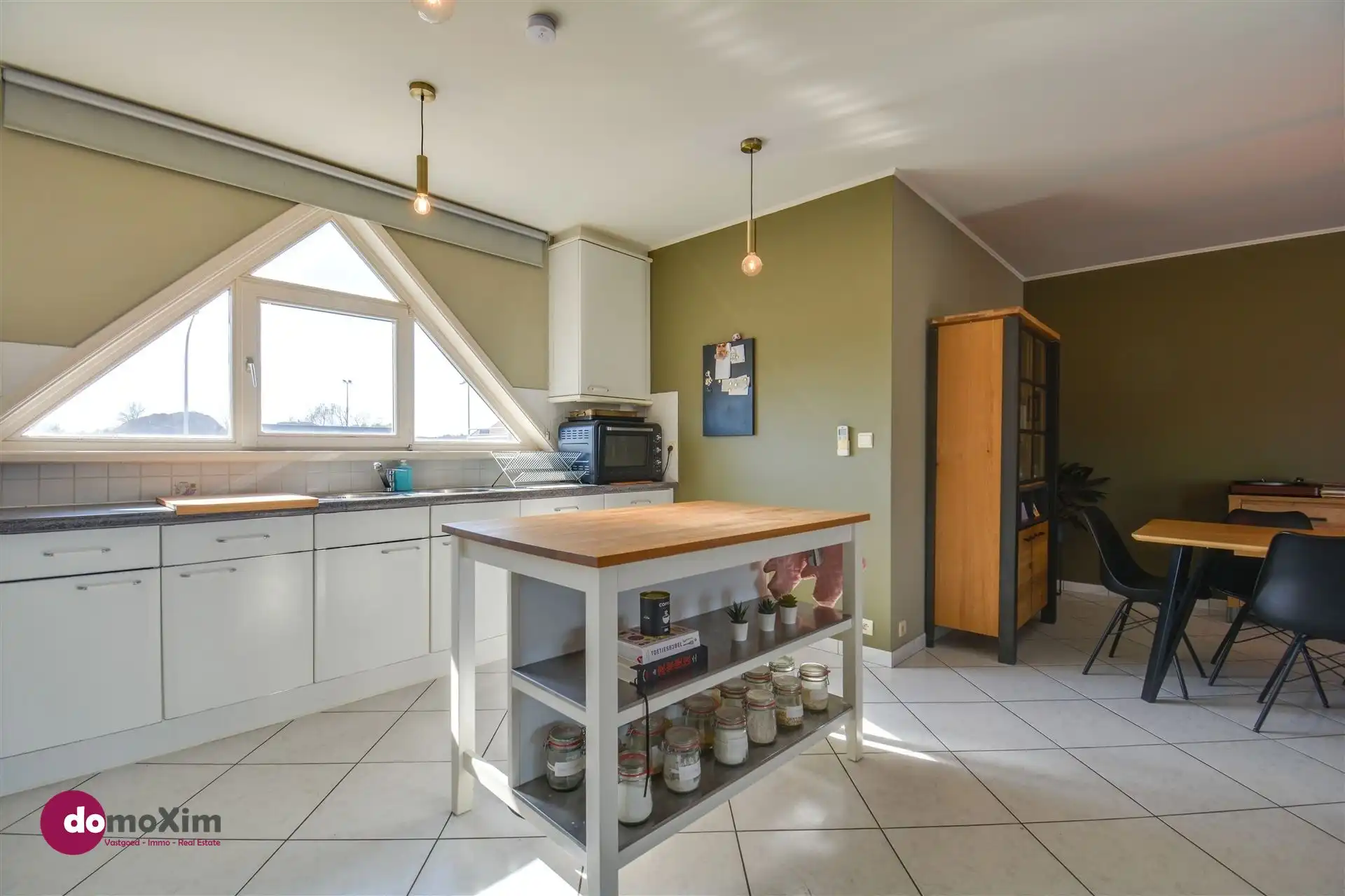 Ruim appartement met 2 slaapkamers en uitzonderlijk terras foto 7