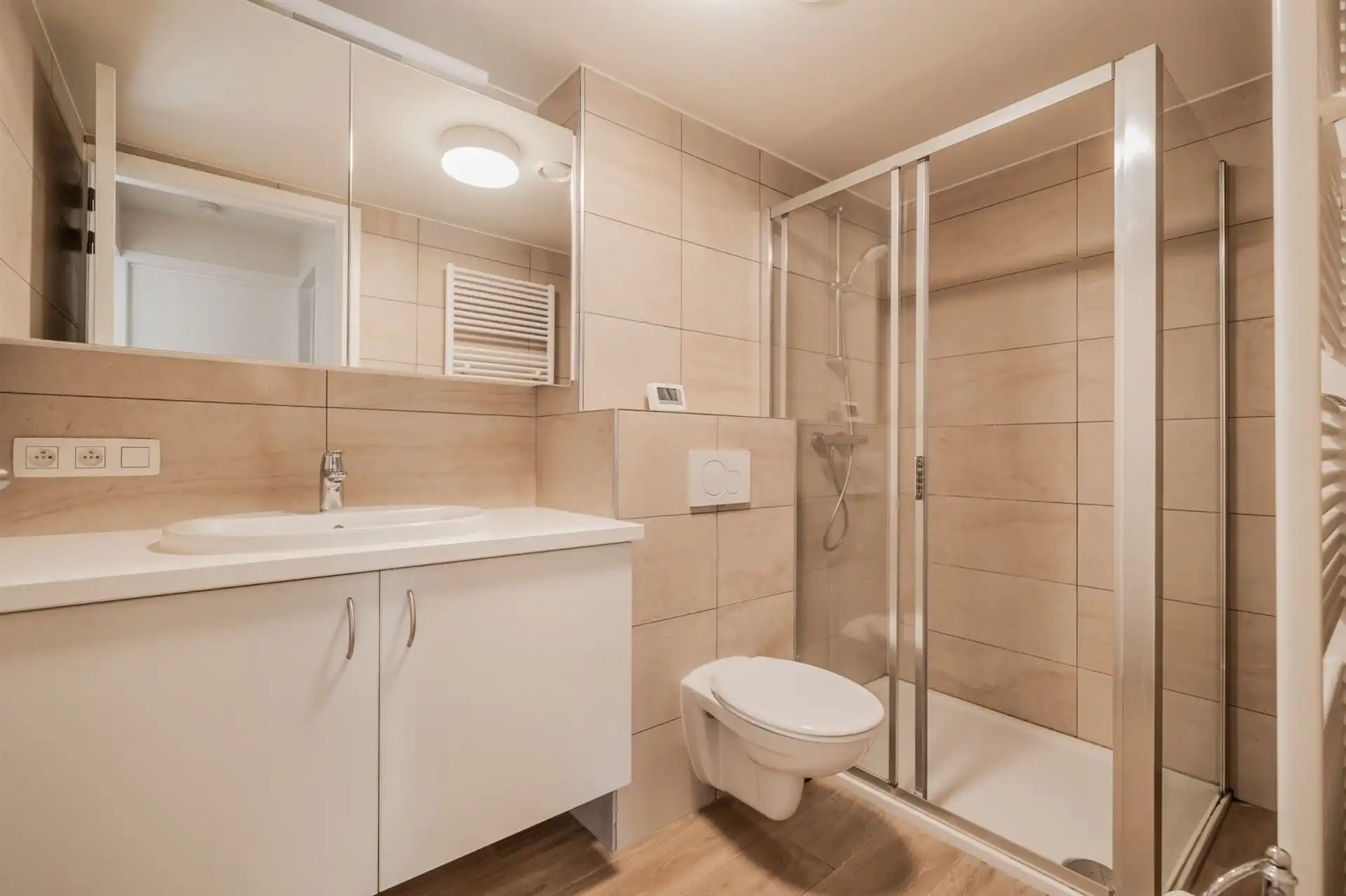 Modern 1 slpk appartement met terras in centrum! foto 3