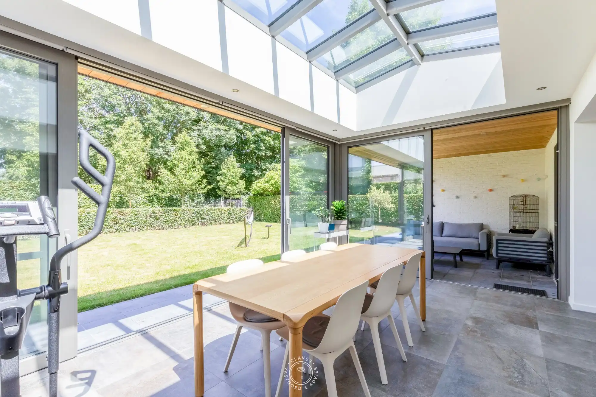 Prachtige en energiezuinige villa met vijf slaapkamers foto 8