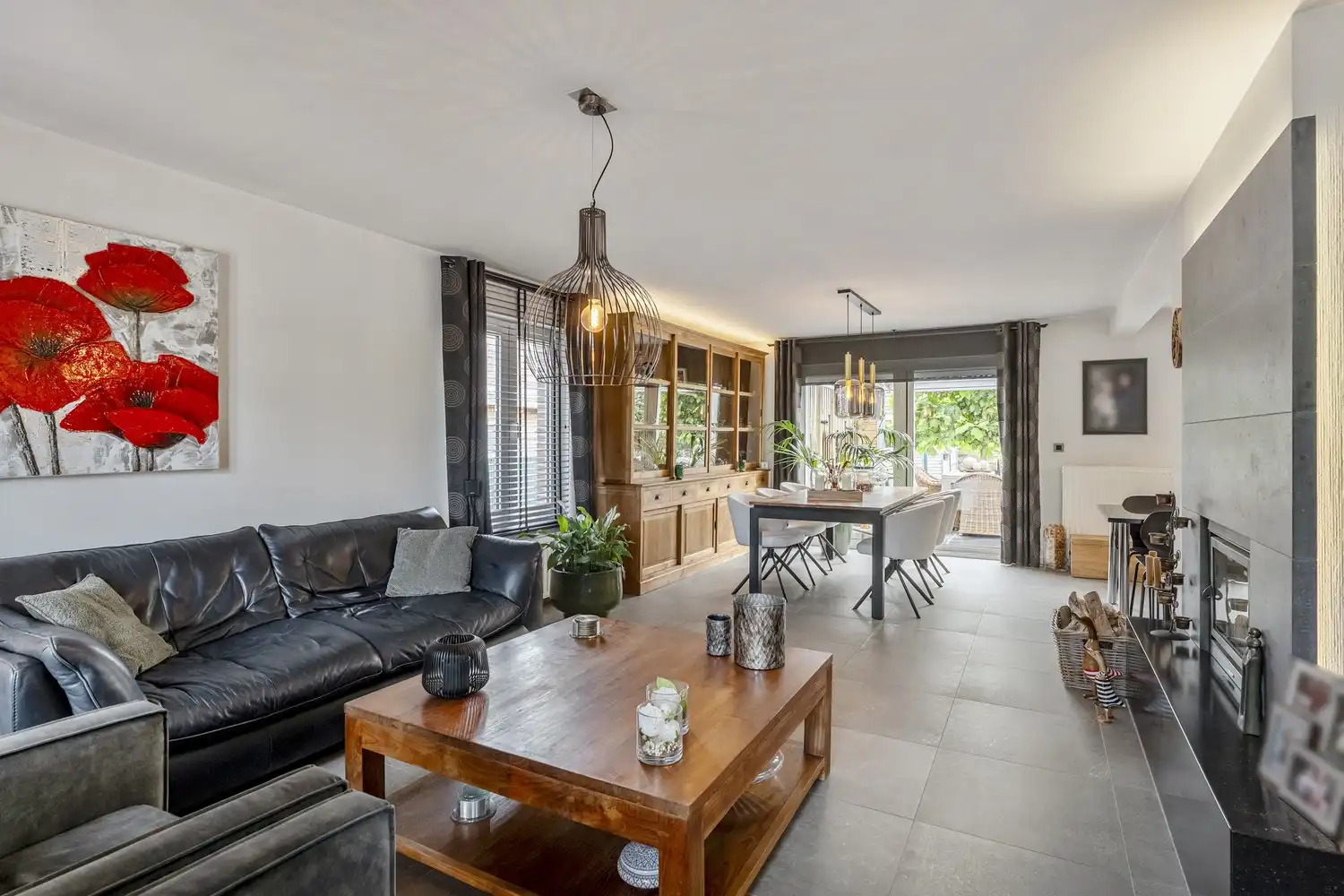 Instapklare woning met drie slaapkamers en zuidwest georiënteerde tuin! foto 4
