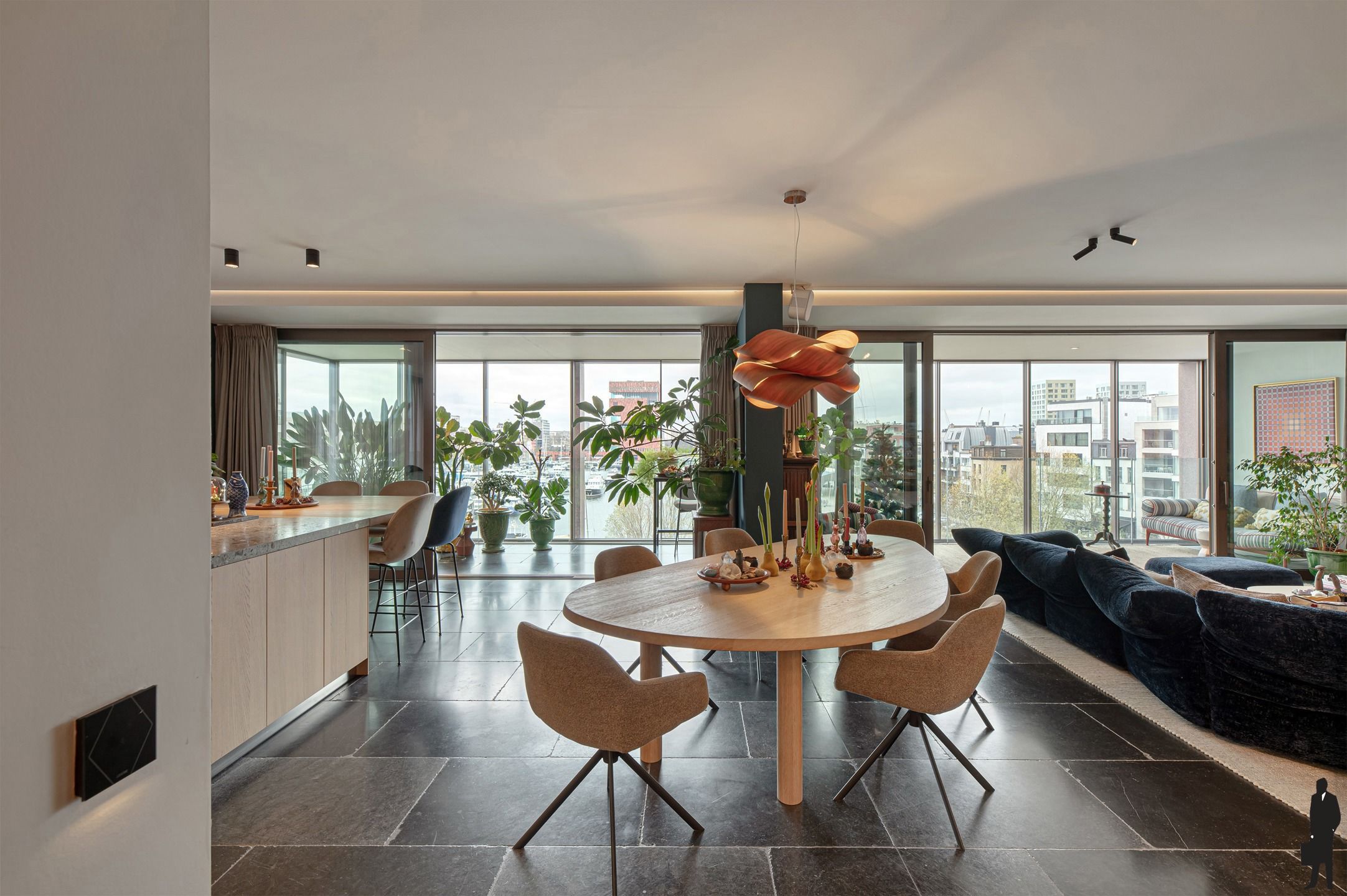 Een parel in het hart van Antwerpen met een complete woonervaring van luxe en welzijn foto 19