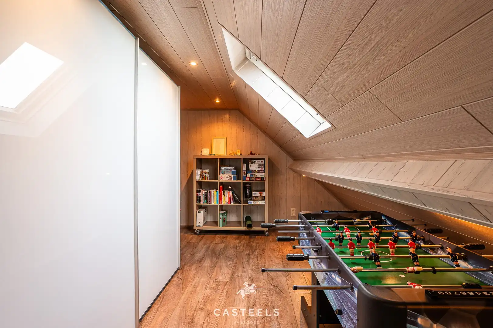 Instapklare gezinswoning met 4 slpks en bureel te Merelbeke foto 18