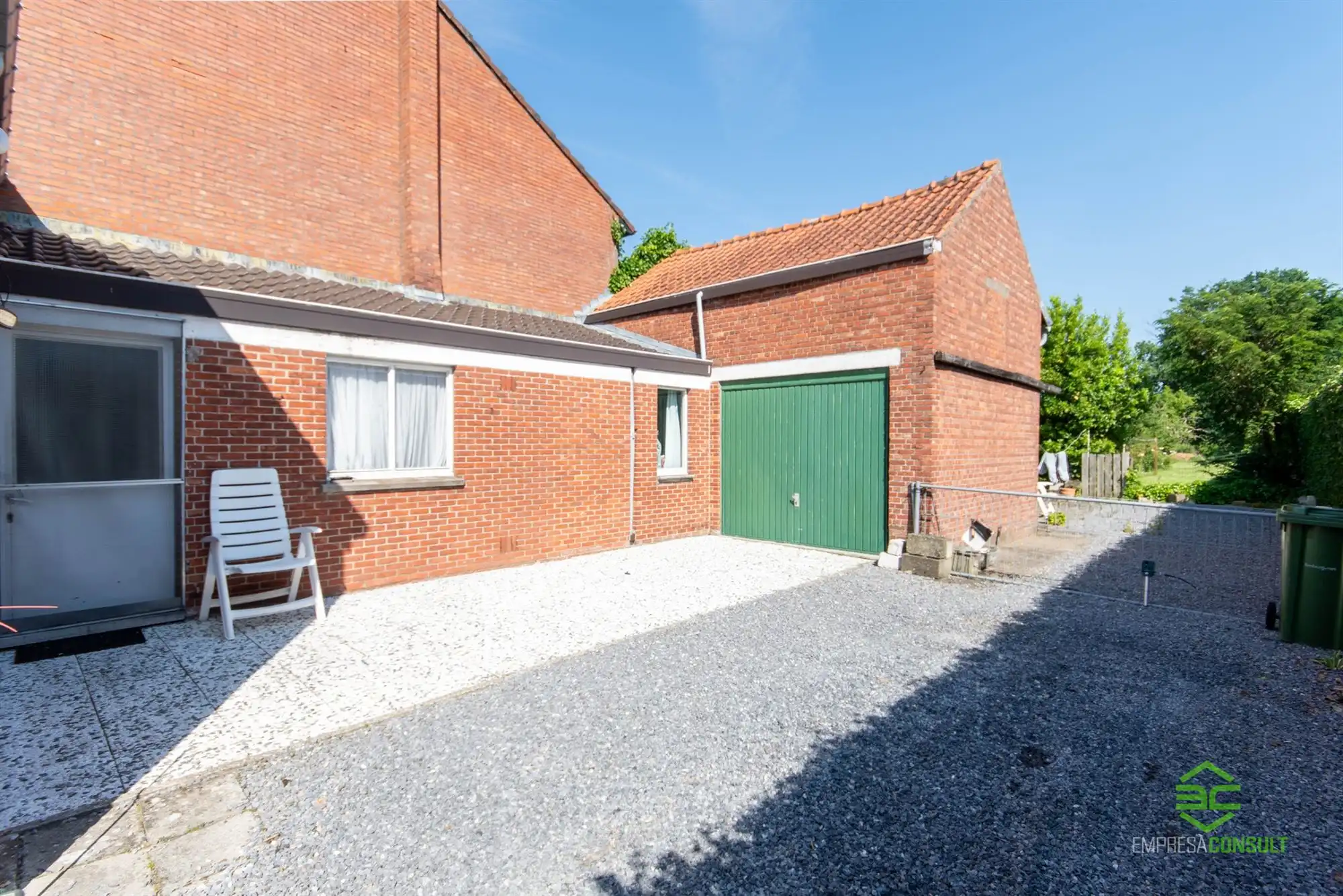 Te renoveren woning met ruime tuin op een rustige ligging! foto 11