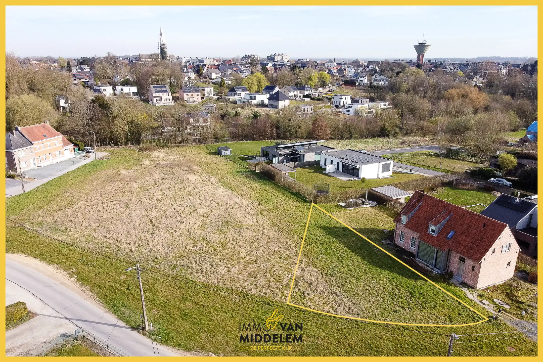 Onder OPTIE! foto {{pictureIndex}}