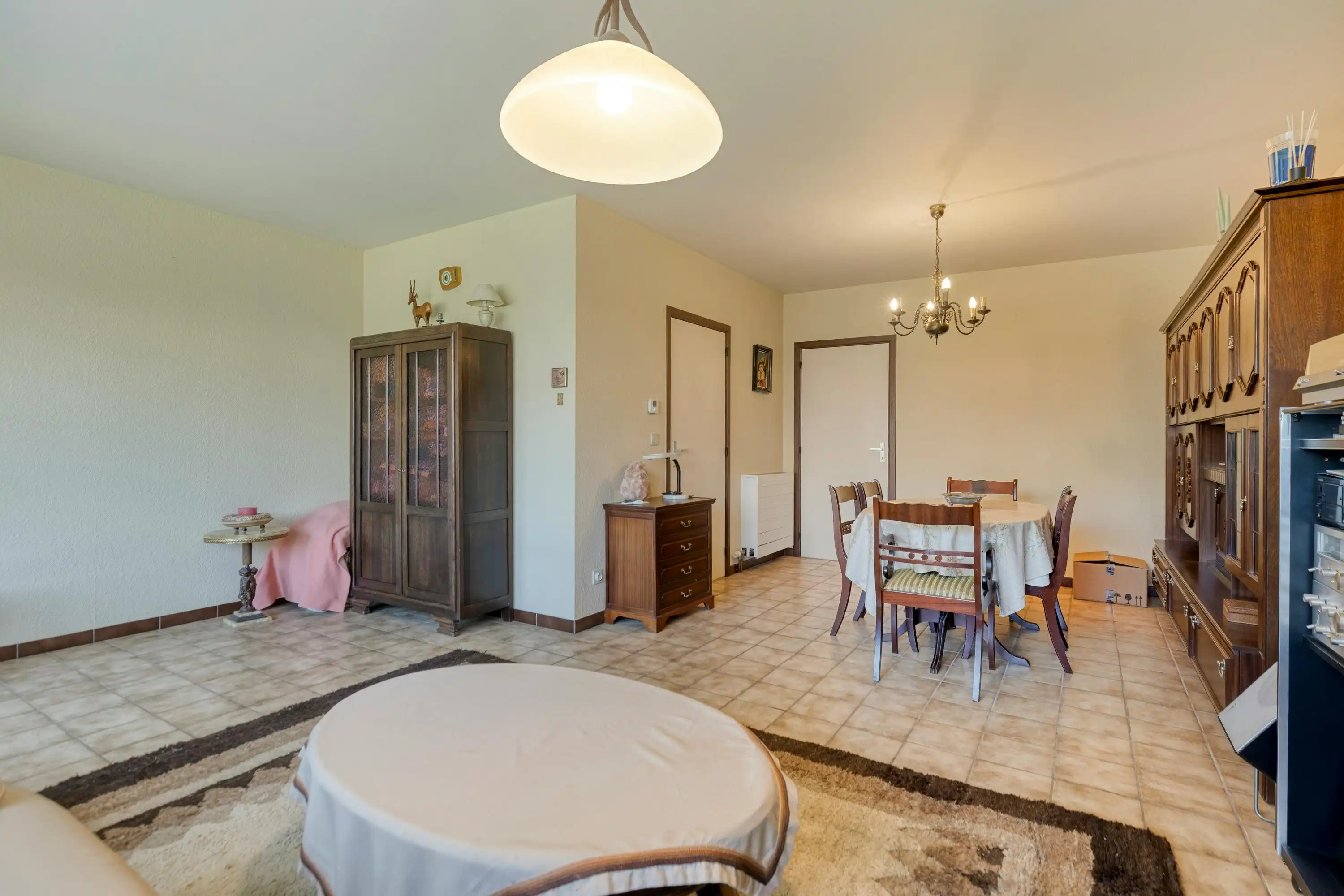 Huis met 3 slaapkamers en garage te koop in Merksem foto 4