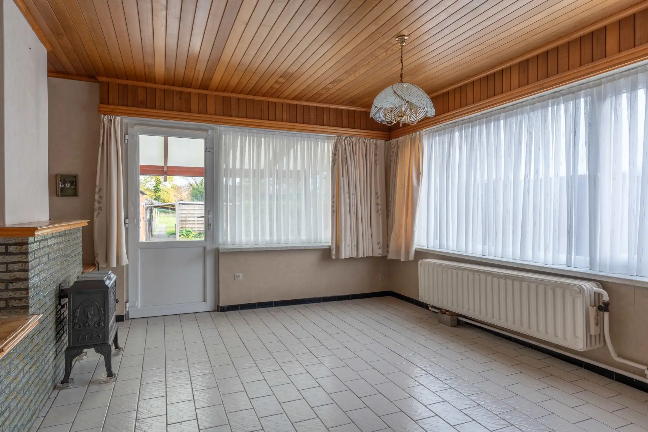 Te renoveren woning met 3 slpk's op ruim perceel te Beerse foto 14