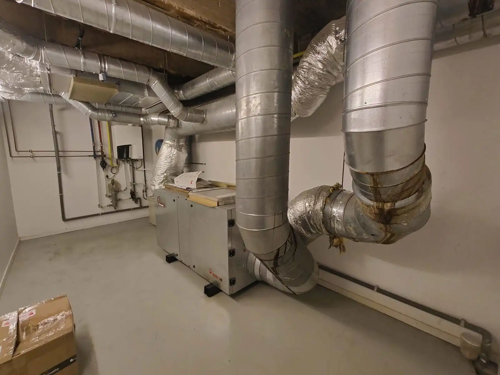 280 m² handels- of kantoorruimte in hartje Dendermonde foto 8