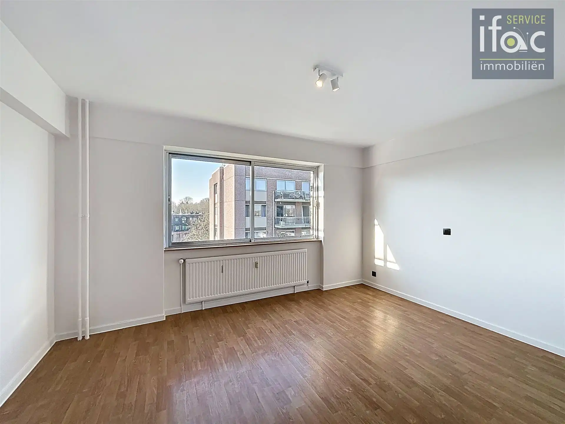 Volledig gerenoveerd appartement met gunstig EPC foto 11