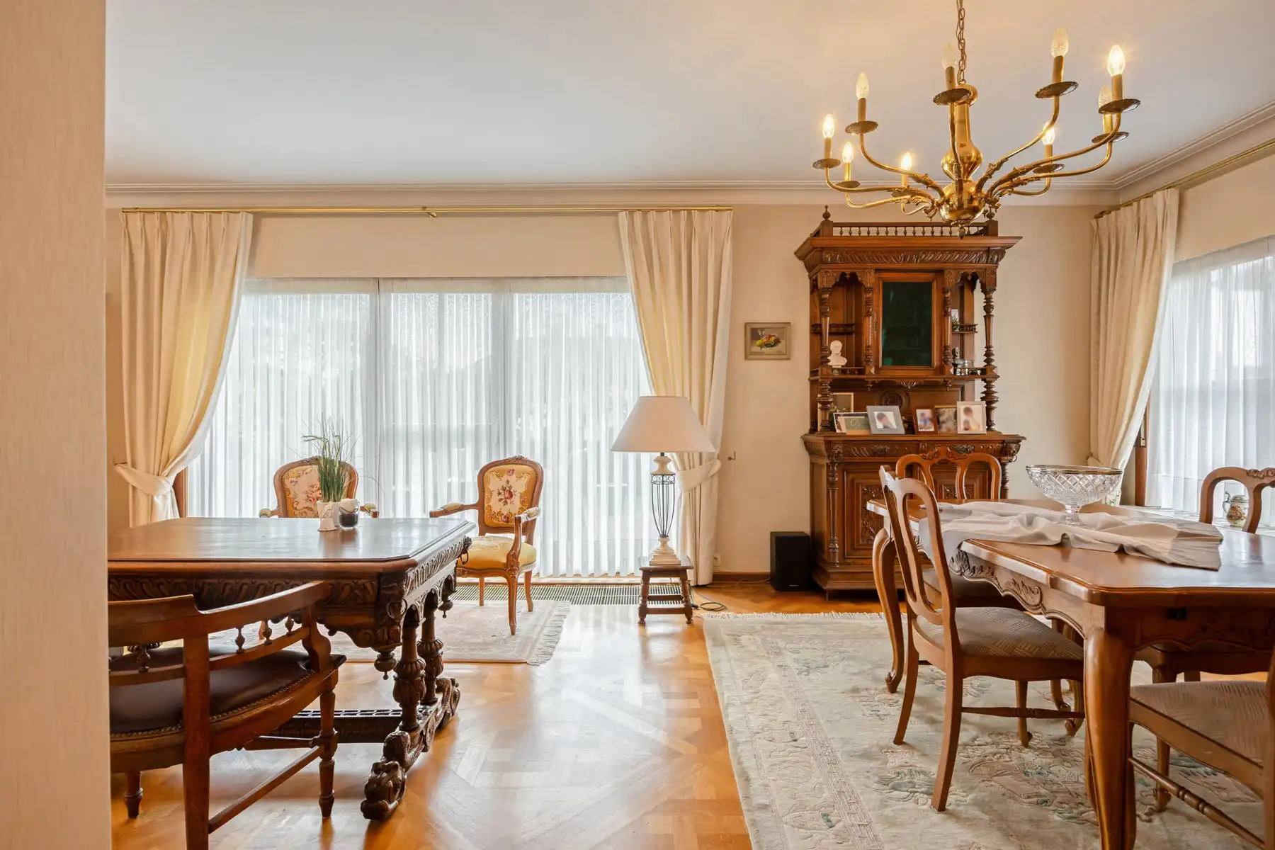 Residentieel gelegen karakterwoning met 4 slaapkamers foto 8