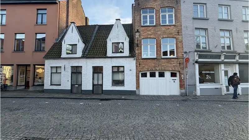 Comfortabele 2-slaapkamerwoning met stadsterrasje te koop in Brugge foto 13