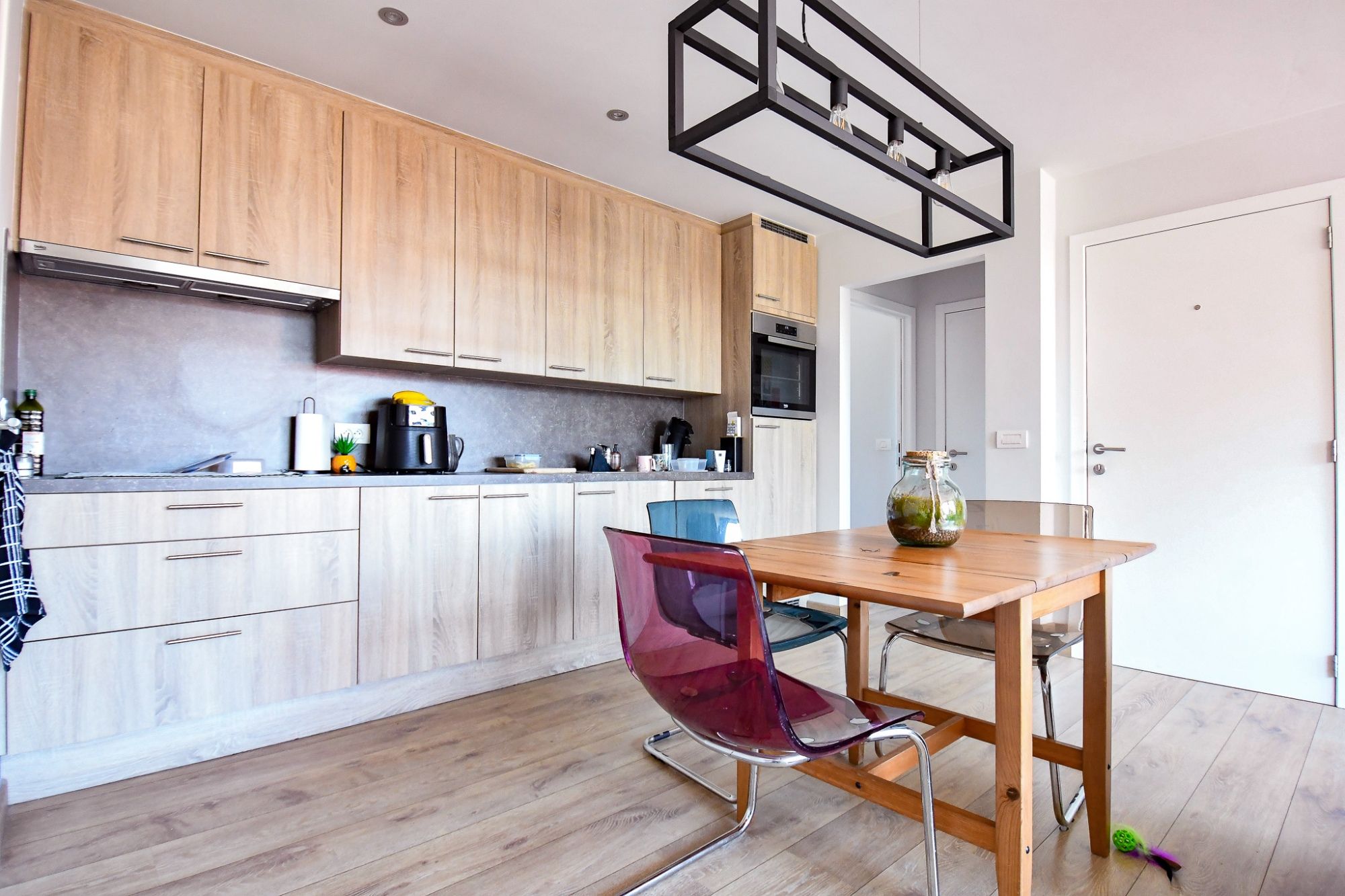 GOED GELEGEN & KWALITATIEF APPARTEMENT MET TERRAS EN FIETSENBERGING foto 3