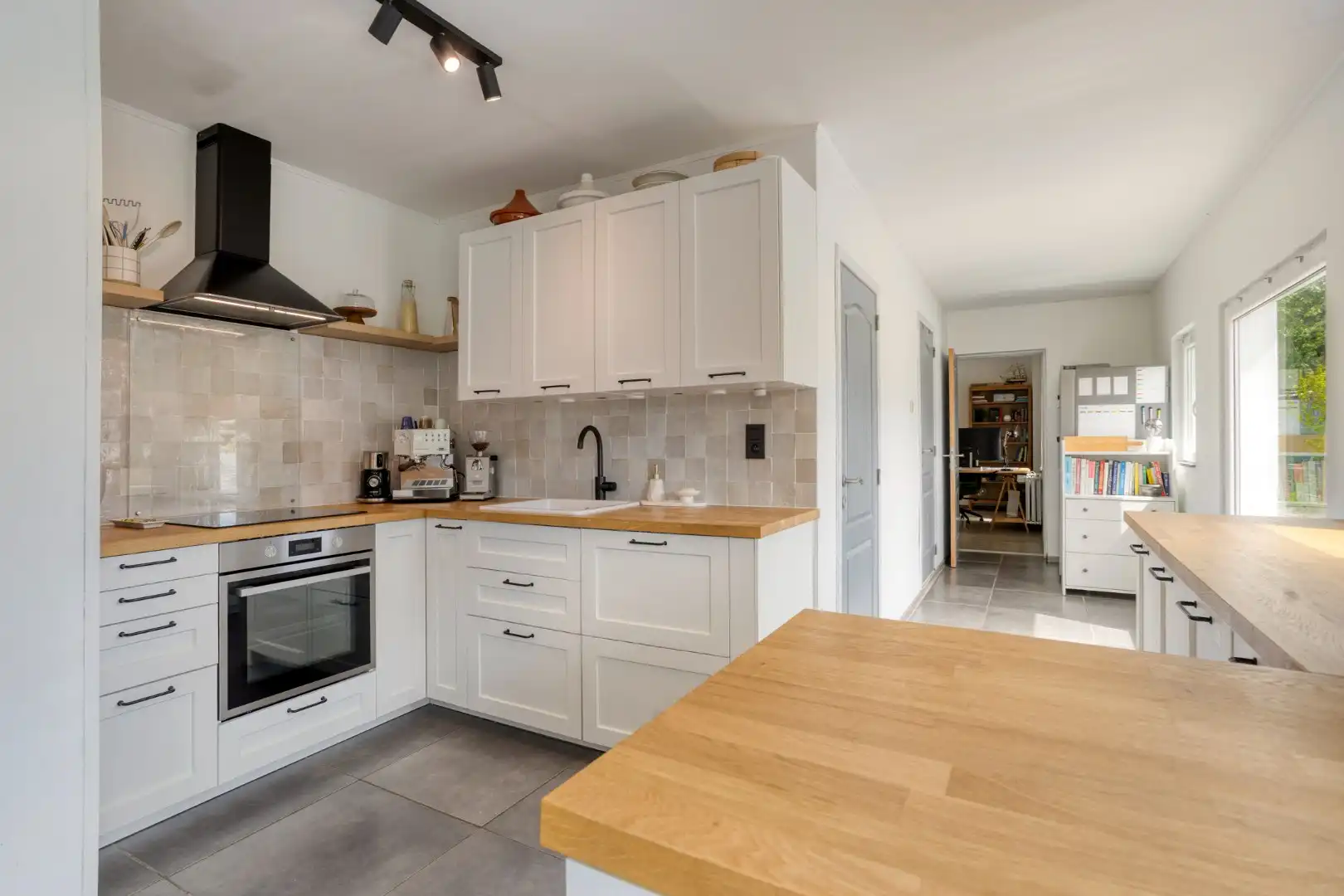 Zeer rustig gelegen half open bebouwing met 4 slaapkamers en ruime tuin in Pellenberg - EPC 162 kwh/m2 foto 4