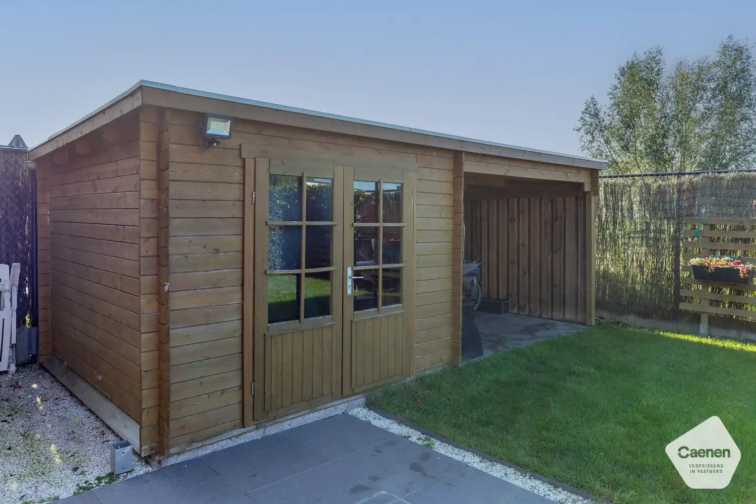 Recente instapklare woning ( bouwjaar 2021) op unieke & idyllische ligging met 3 slaapkamers en carport. foto 15