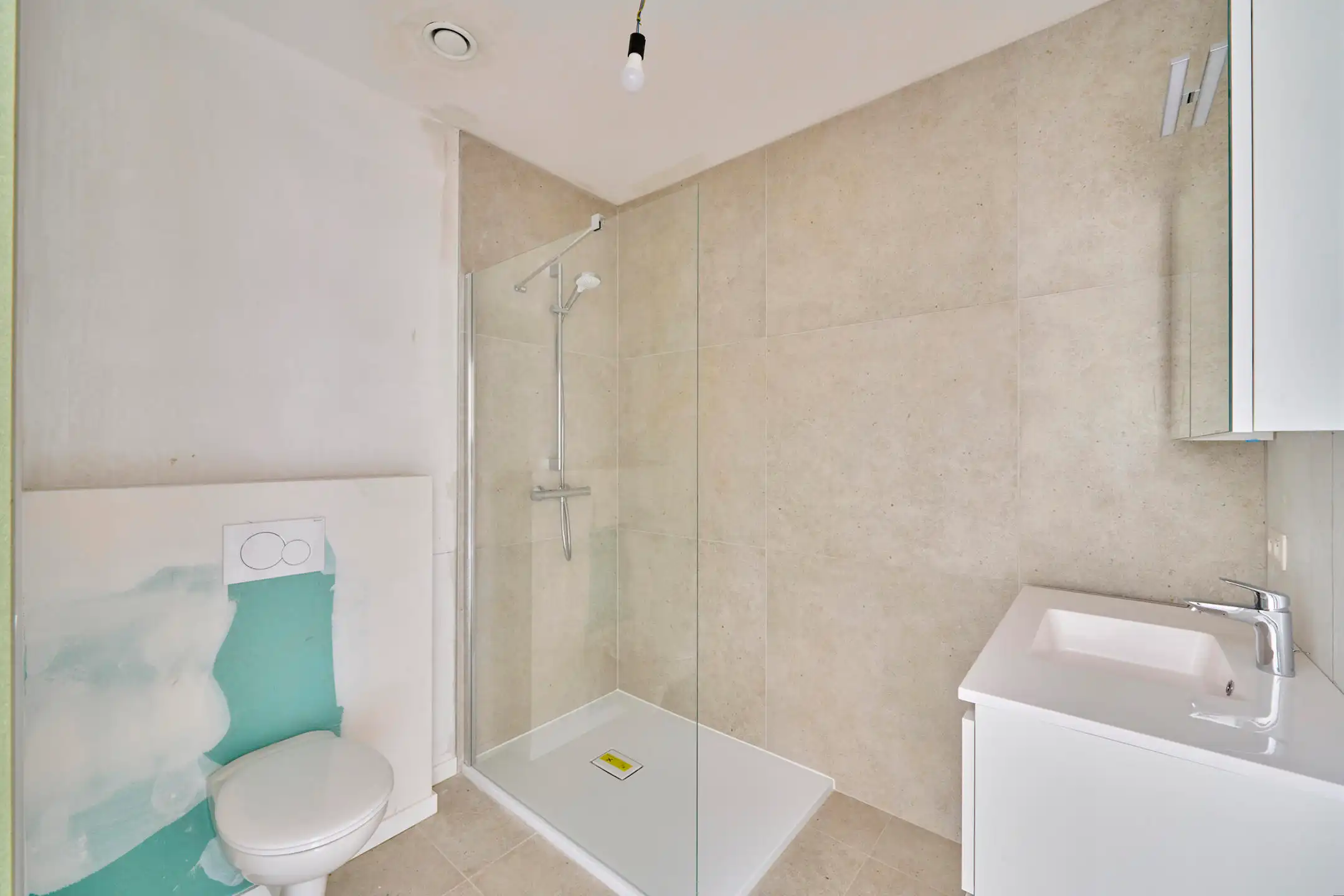 NIEUWBOUWAPPARTEMENT 1ste verdieping - 1 slaapkamer + terras foto 12