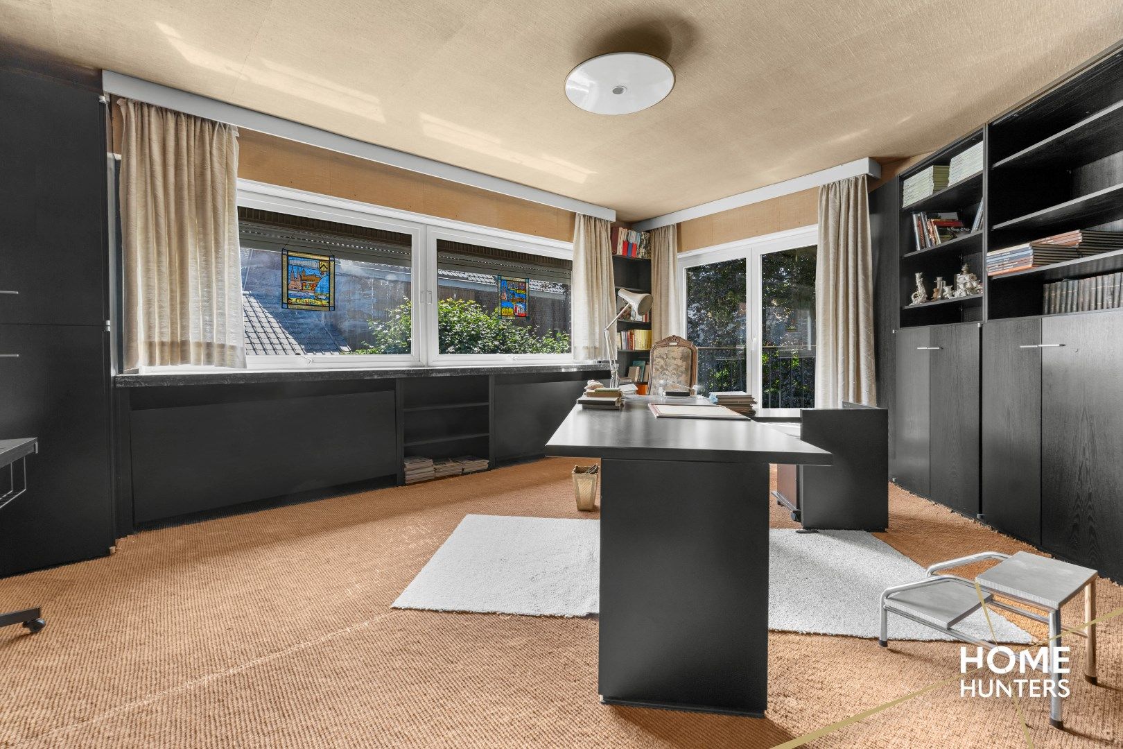 Statige herenwoning met 8 slaapkamers, ruime garage, praktijkruimte en fenomenale stadstuin foto 31