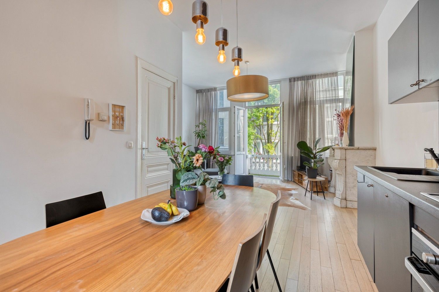 Rustig gelegen en instapklaar eenslaapkamerappartement met stijlvolle afwerking foto 4