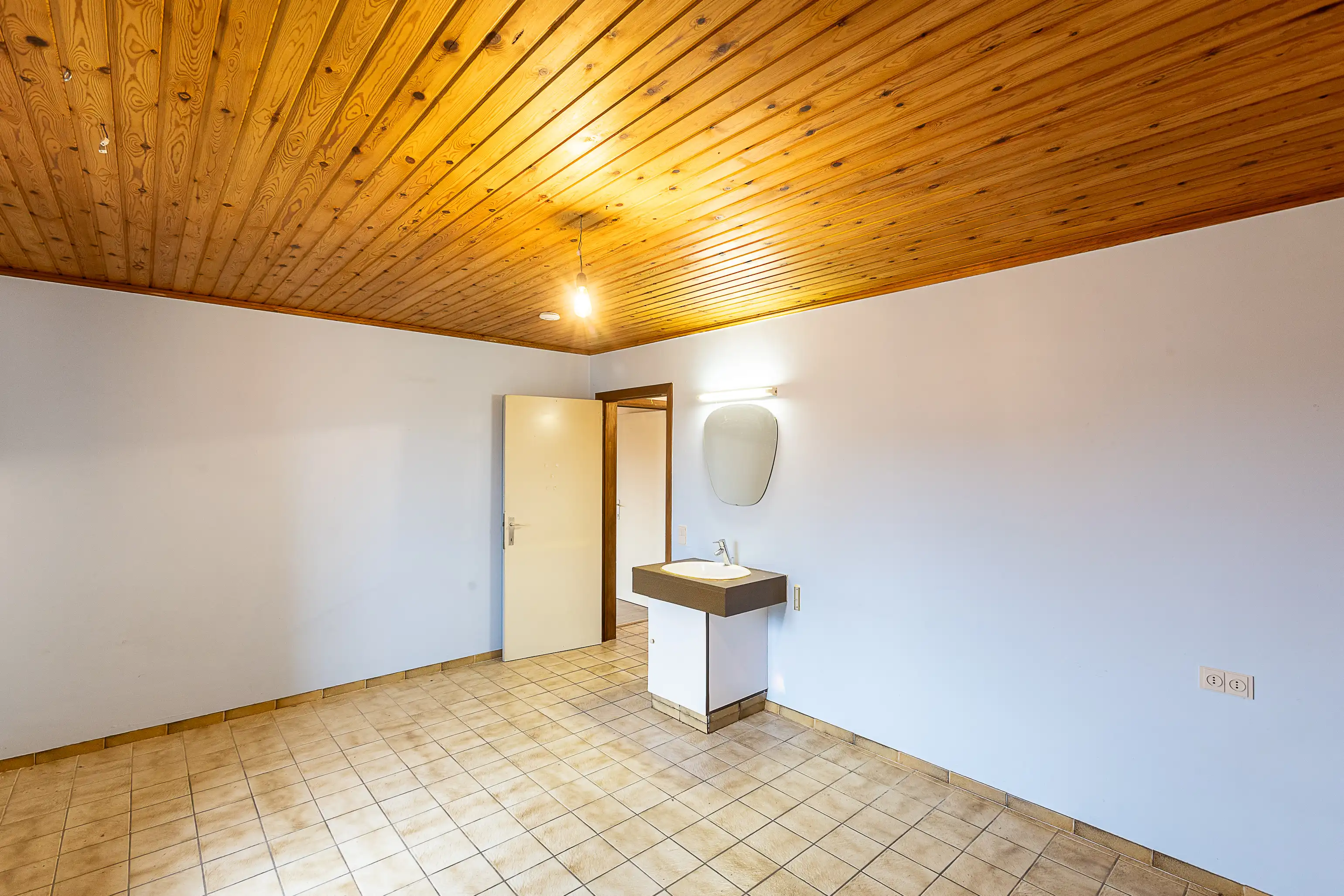 Multifunctionele woning met 4 slaapkamers en praktijkruimte foto 18