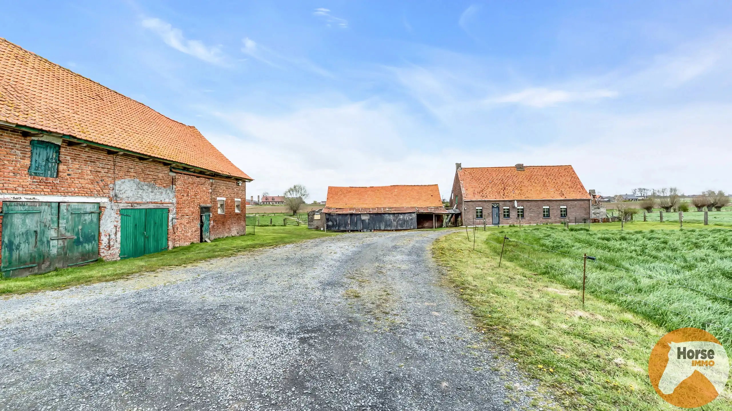 HOOGLEDE - Uitzonderlijke hoevesite op 4 ha in groene vallei foto 24