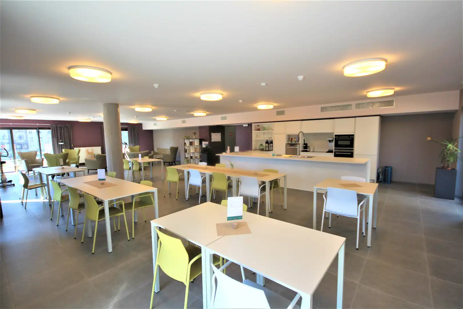 Rustig en energiezuinige Assistentiewoning, met terras en zeezicht.  foto 14