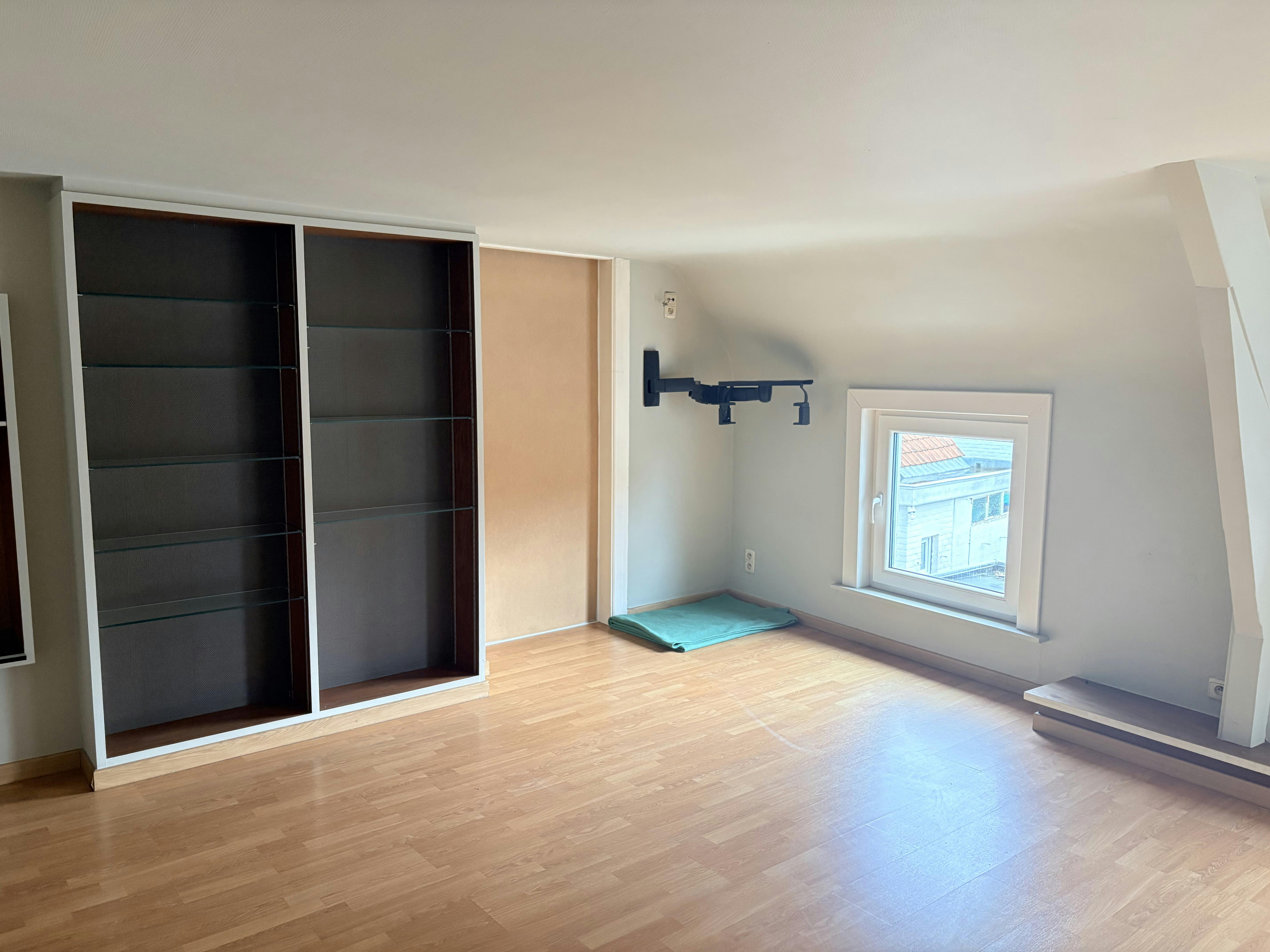 Multifunctioneel huis met 3 kamers te koop in Desselgem foto 10