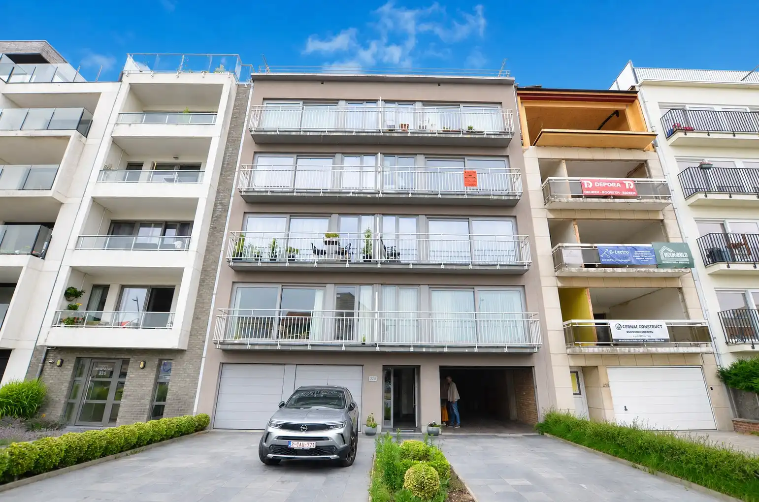 Appartement + autostaanplaats foto {{pictureIndex}}