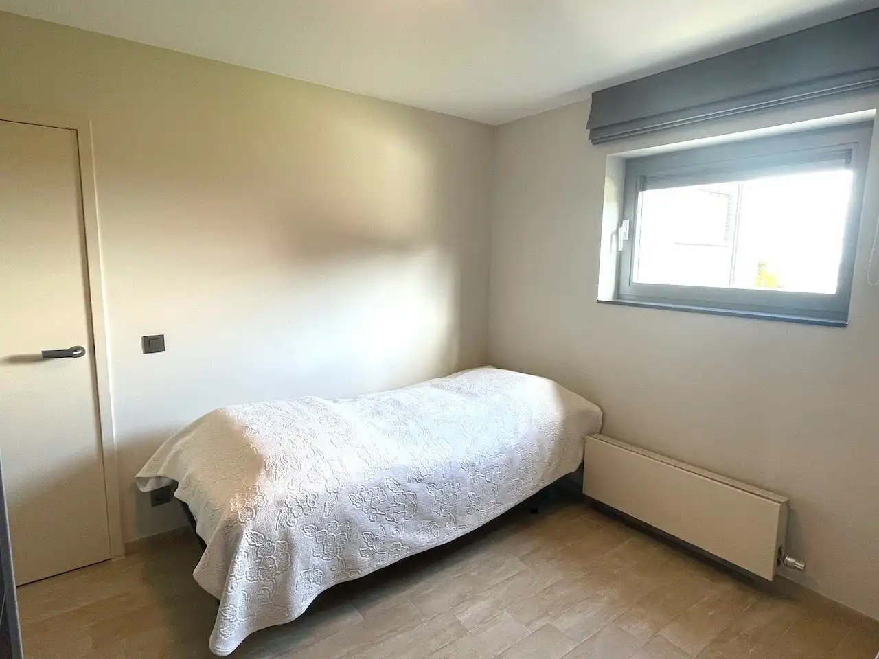 Instapklaar, recent en energiezuinig appartement met 2 slaapkamers aan de kust foto 12