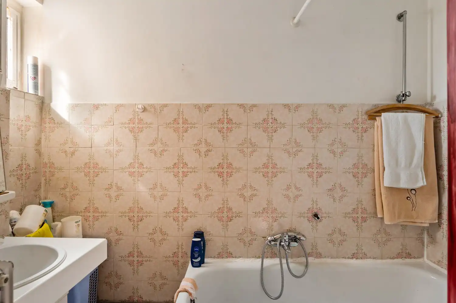 Charmant appartement één slaapkamer en garage in Deurne foto 8