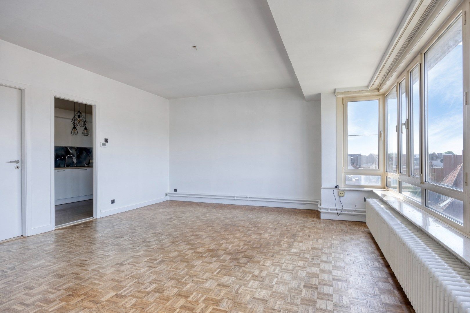 KIJKMOMENT ZA 14/06 van 09:00 tot 10:00 ! Ruim instapklaar appartement met 3 slpks, gelegen in het centrum van Mol !  foto 5