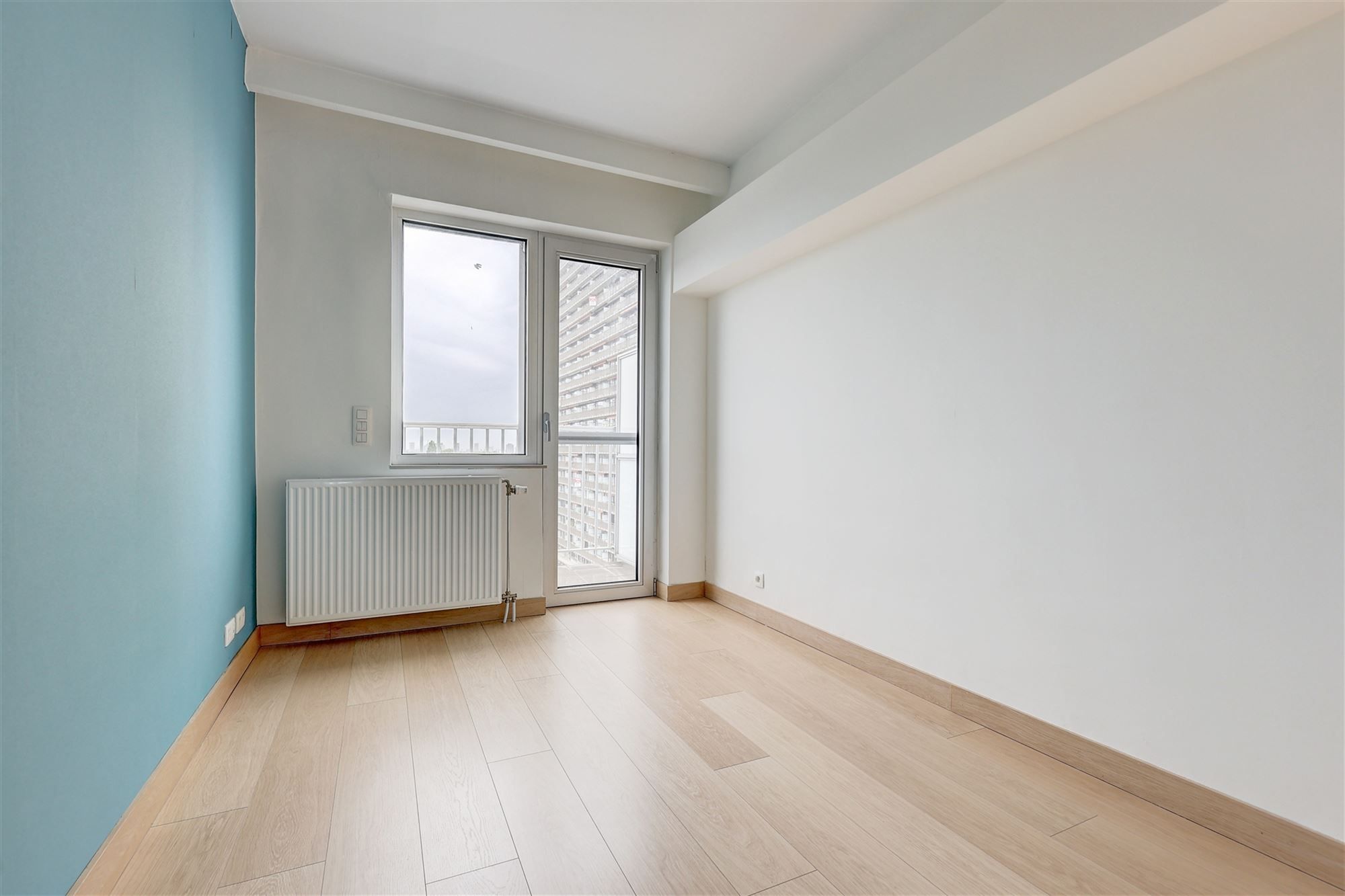 Appartement met 3 slaapkamers, terras en parking op de Bist foto 12