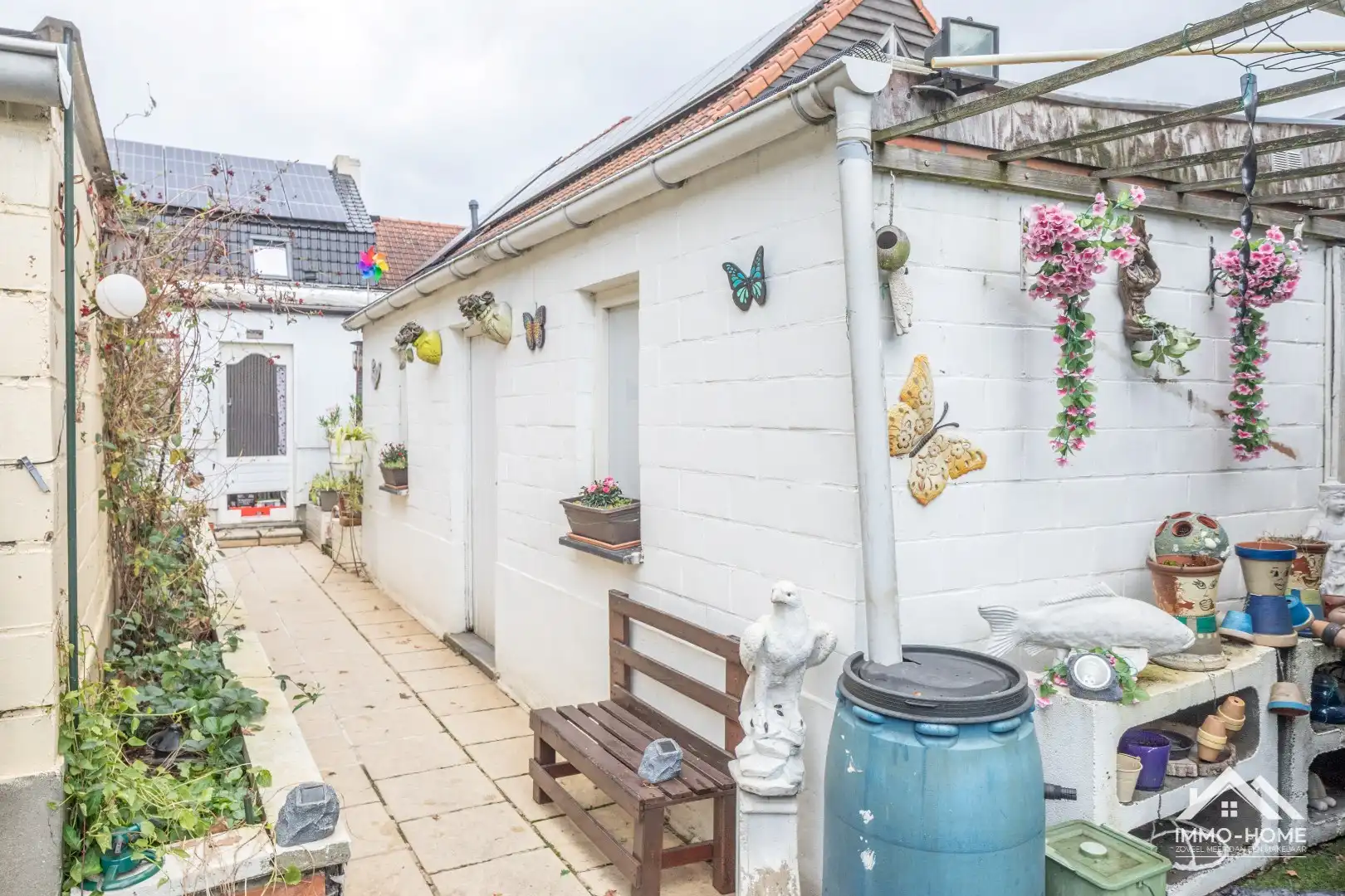 Instapklare starterswoning met een landelijk uitzicht!  foto 18