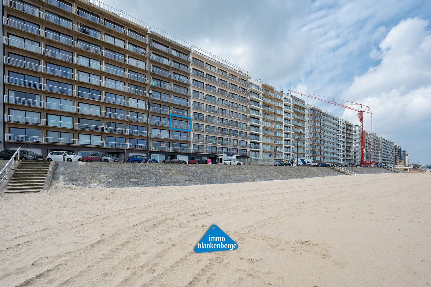 Prachtig Gerenoveerd 2 Slaapkamer Appartement met Adembenemend Zeezicht foto {{pictureIndex}}
