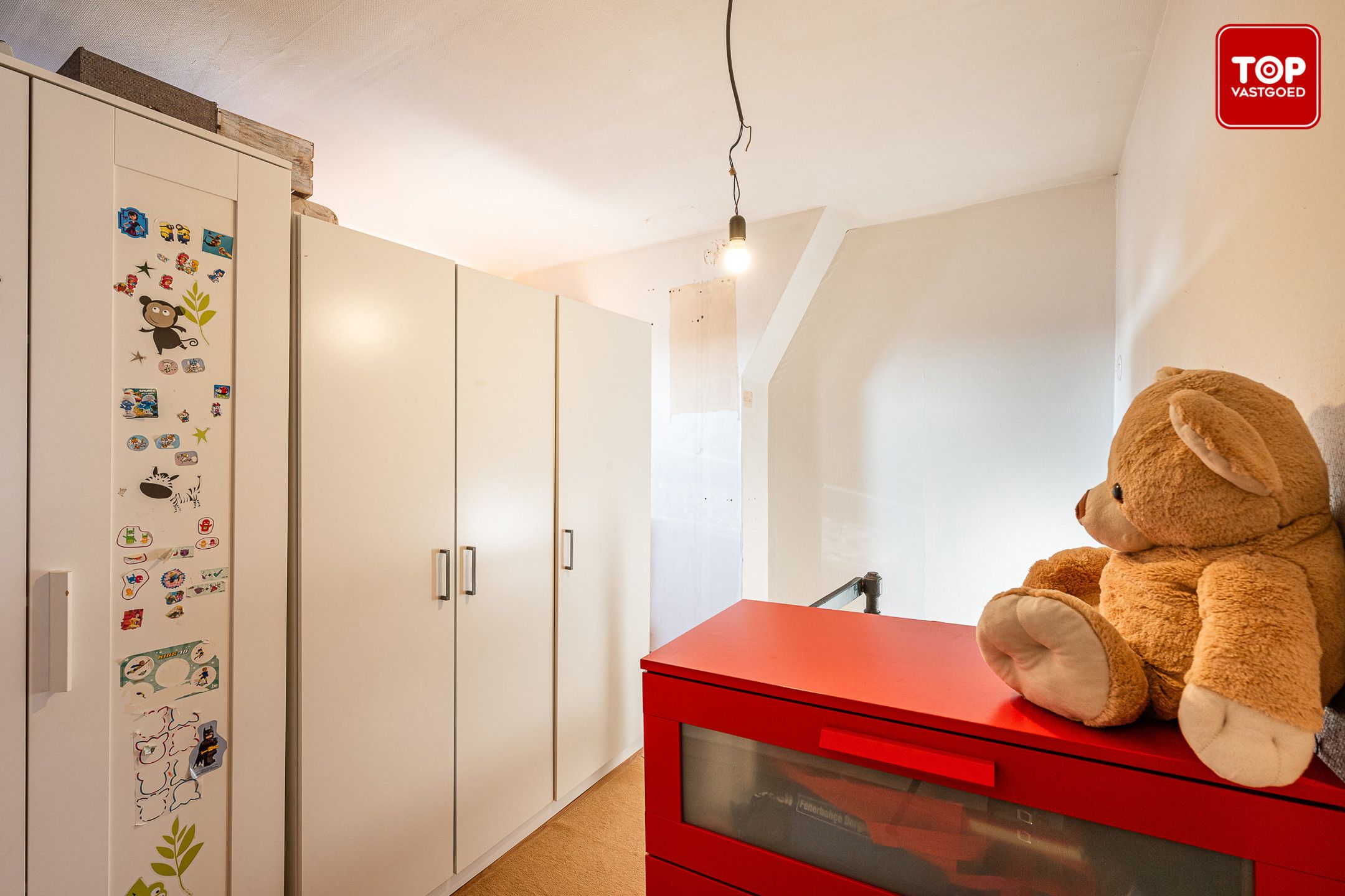 Ruime woning met 4 slaapkamers in de Gentse Rabotwijk foto 23