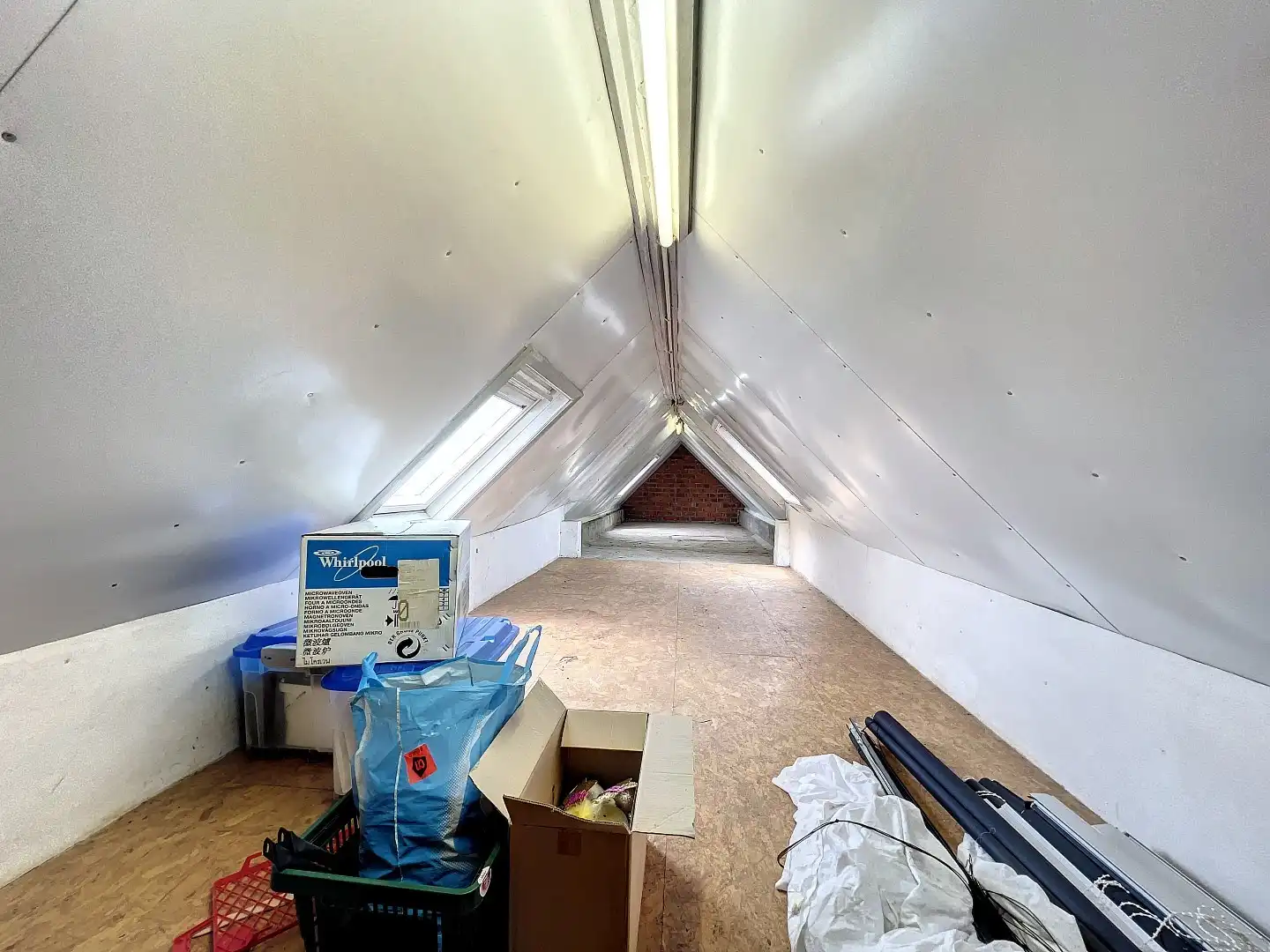 Centraal gelegen appartement met garage foto 7