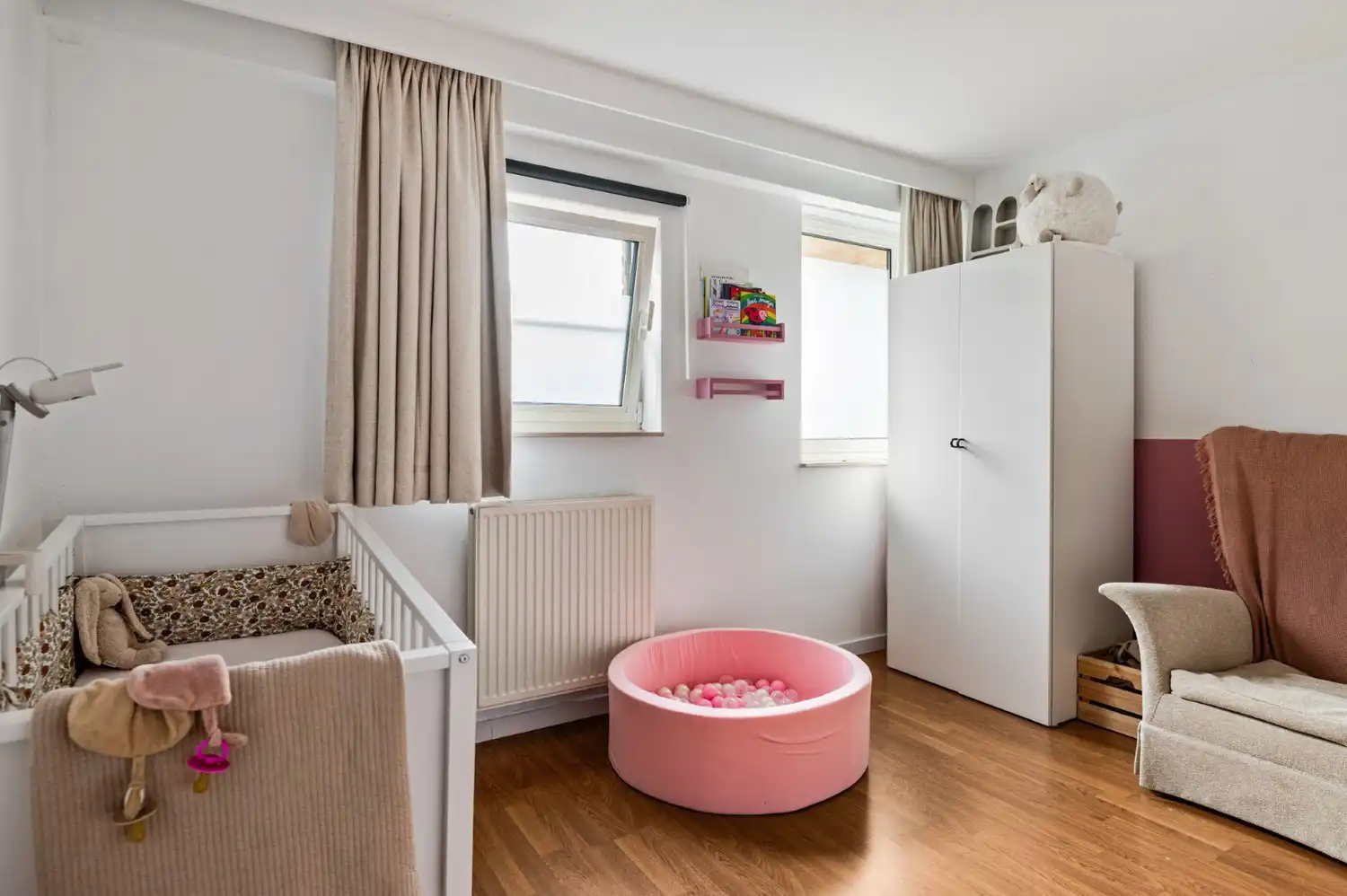 GELIJKLVOERS APP. MET 2 SLK EN TUIN! foto 14