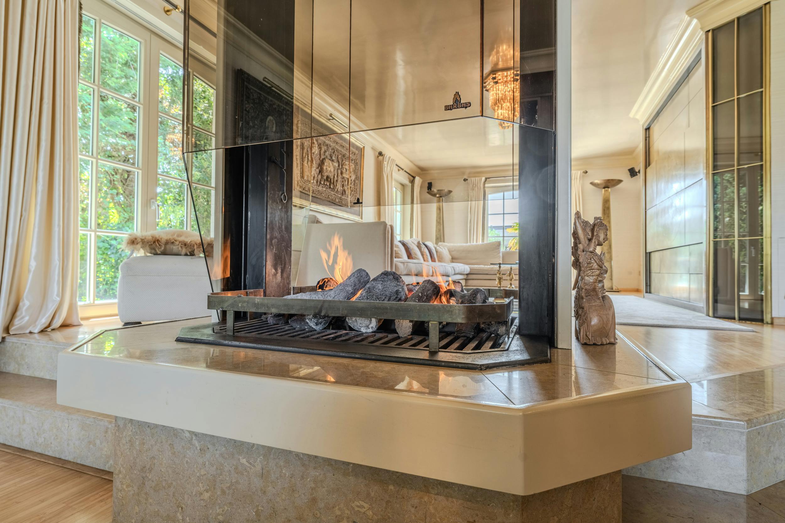 Magnifieke villa met zwembad langs de Spalaan te Oostende foto 5