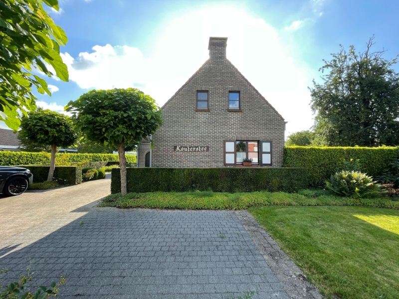 Rustig gelegen villa nabij de kerk van Vosselare foto 1