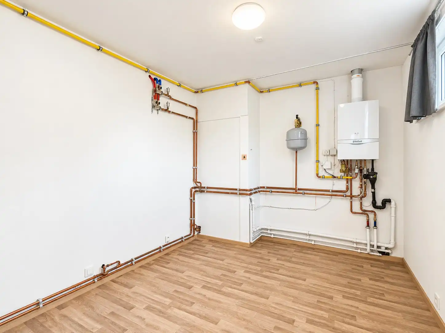Toffe woning met mini-garage vlakbij Brugge-centrum foto 12