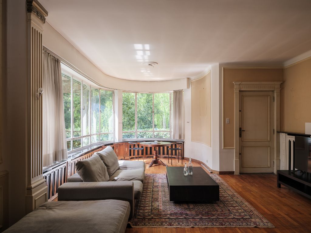 Omgeving Sint-Pieters station - Imposante half vrijstaande villa met parktuin, in nieuwe zakelijkheid naar een ontwerp van architect&nbsp;Geo&nbsp;Bontinck (1935). foto 13