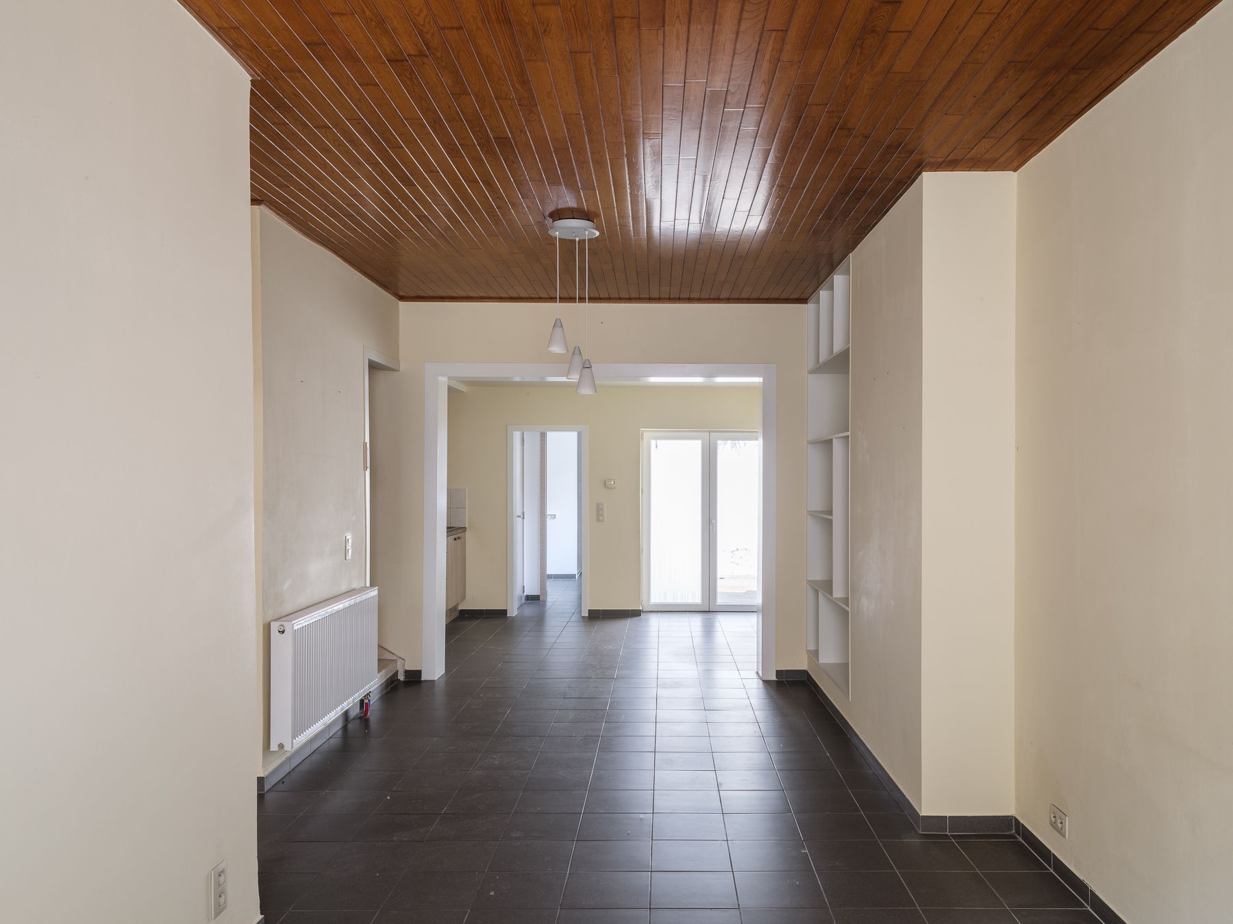 Instapklare woning met zonnig terras nabij het Keizerpark foto 4