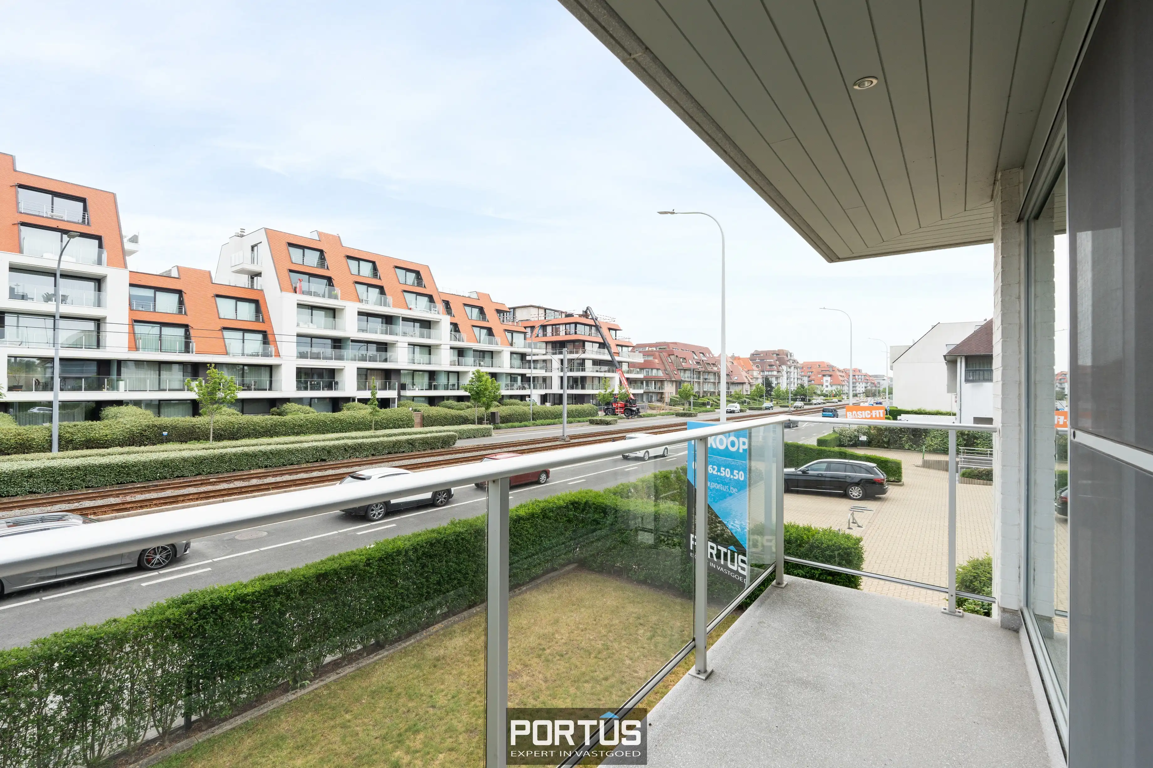 Ruim zonnig hoekappartement te koop te Nieuwpoort foto 15