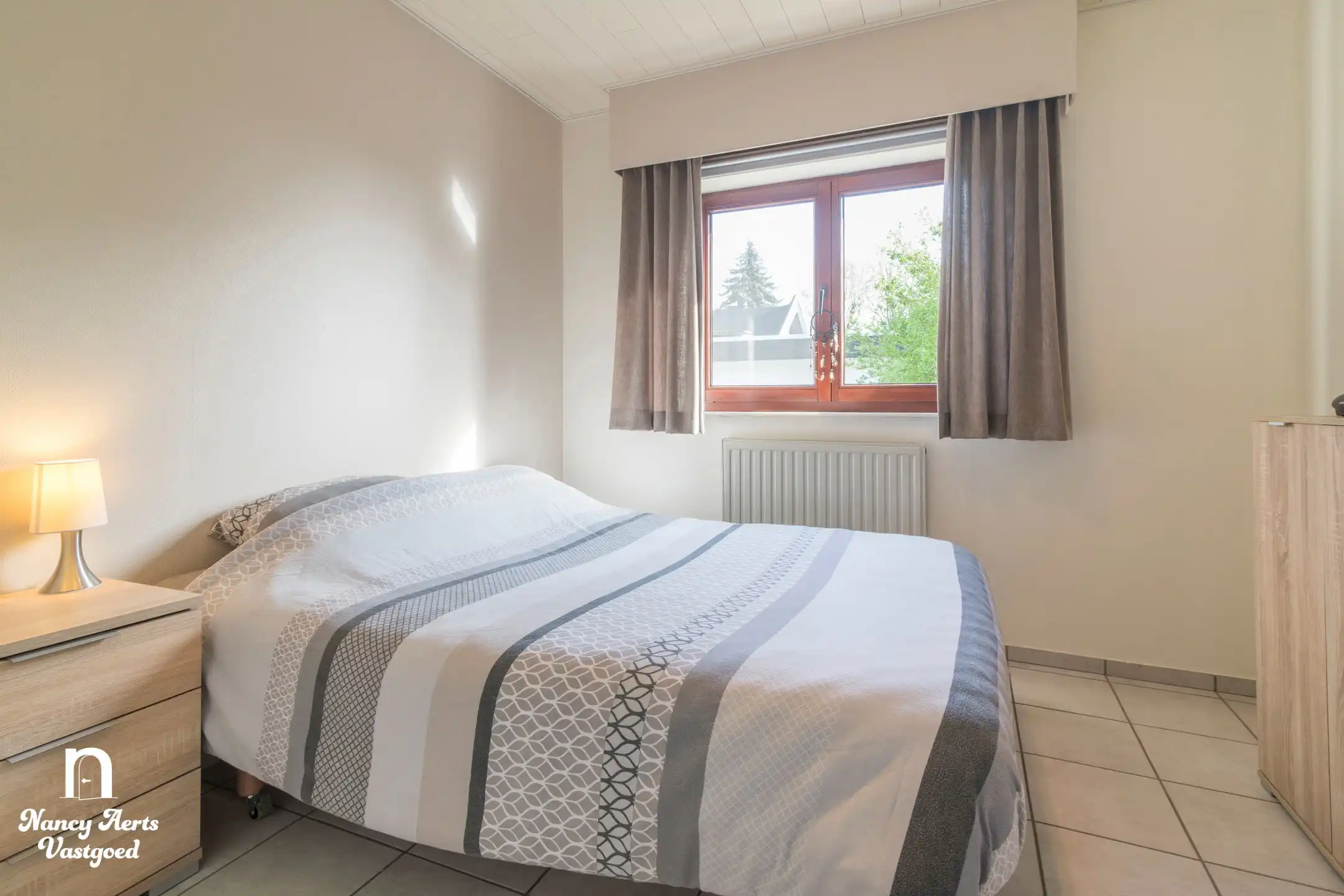 Ruime woning met multifunctionele kelder en prachtige tuin foto 14