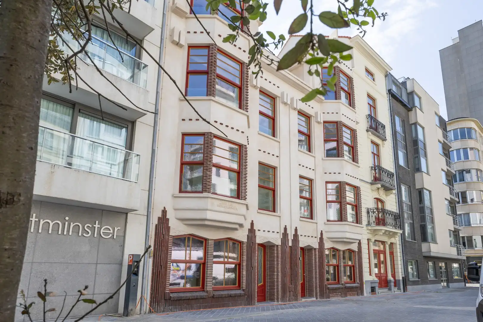 Appartement te koop foto {{pictureIndex}}