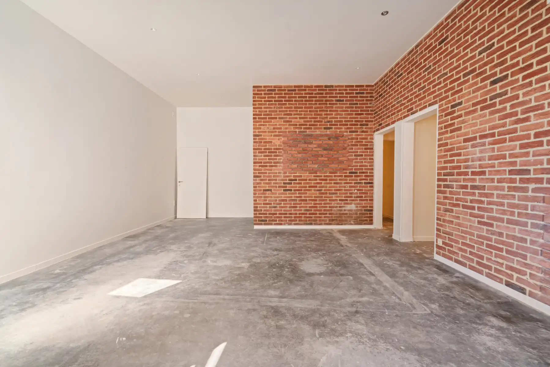 Gebouw voor gemengd gebruik met bovenliggend appartement  foto 6