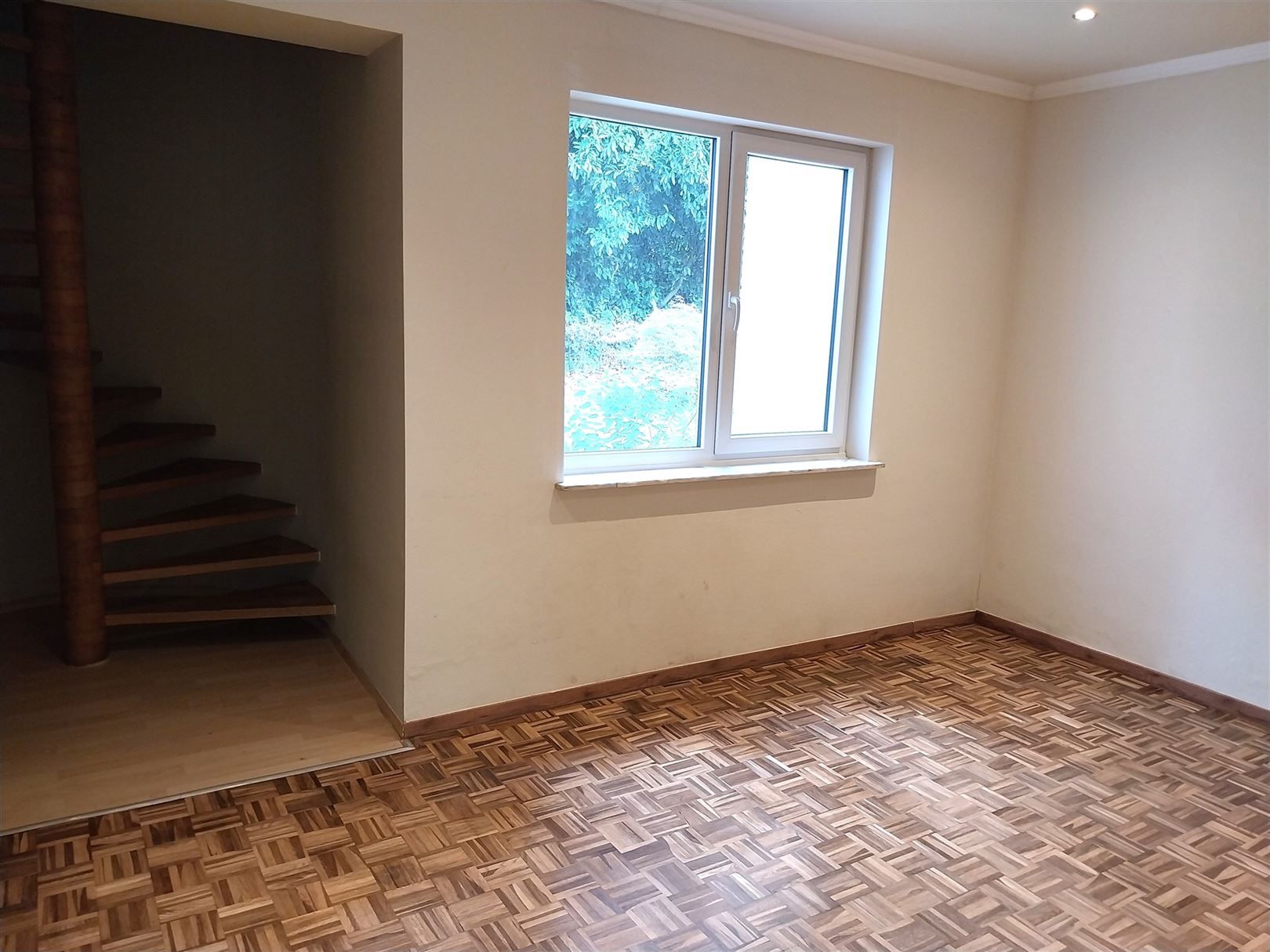 TE HUUR: Vrijstaande woning met tuin op een toplocatie in Heusden-Zolder! foto 17