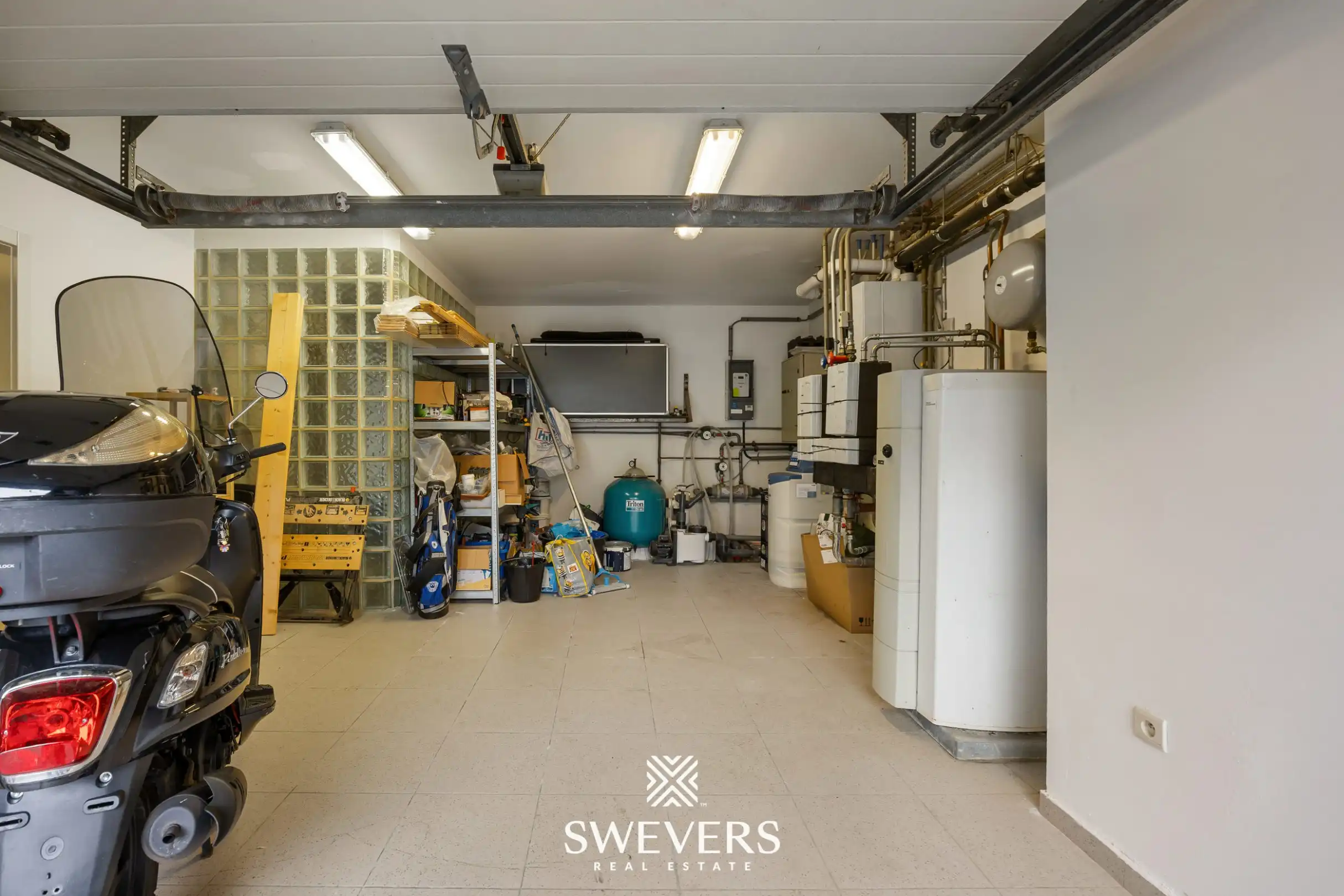 Ruime woning met 5 slaapkamers en binnenzwembad foto 21