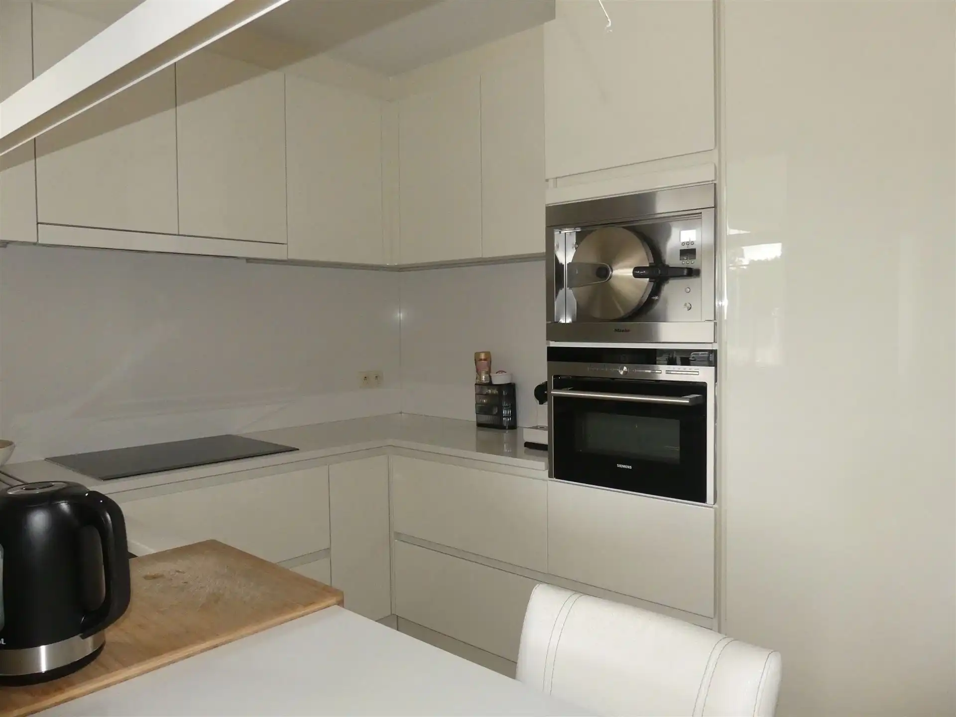 Topligging ! Appartement met 3 slaapkamers, staanplaats en kelder! foto 10