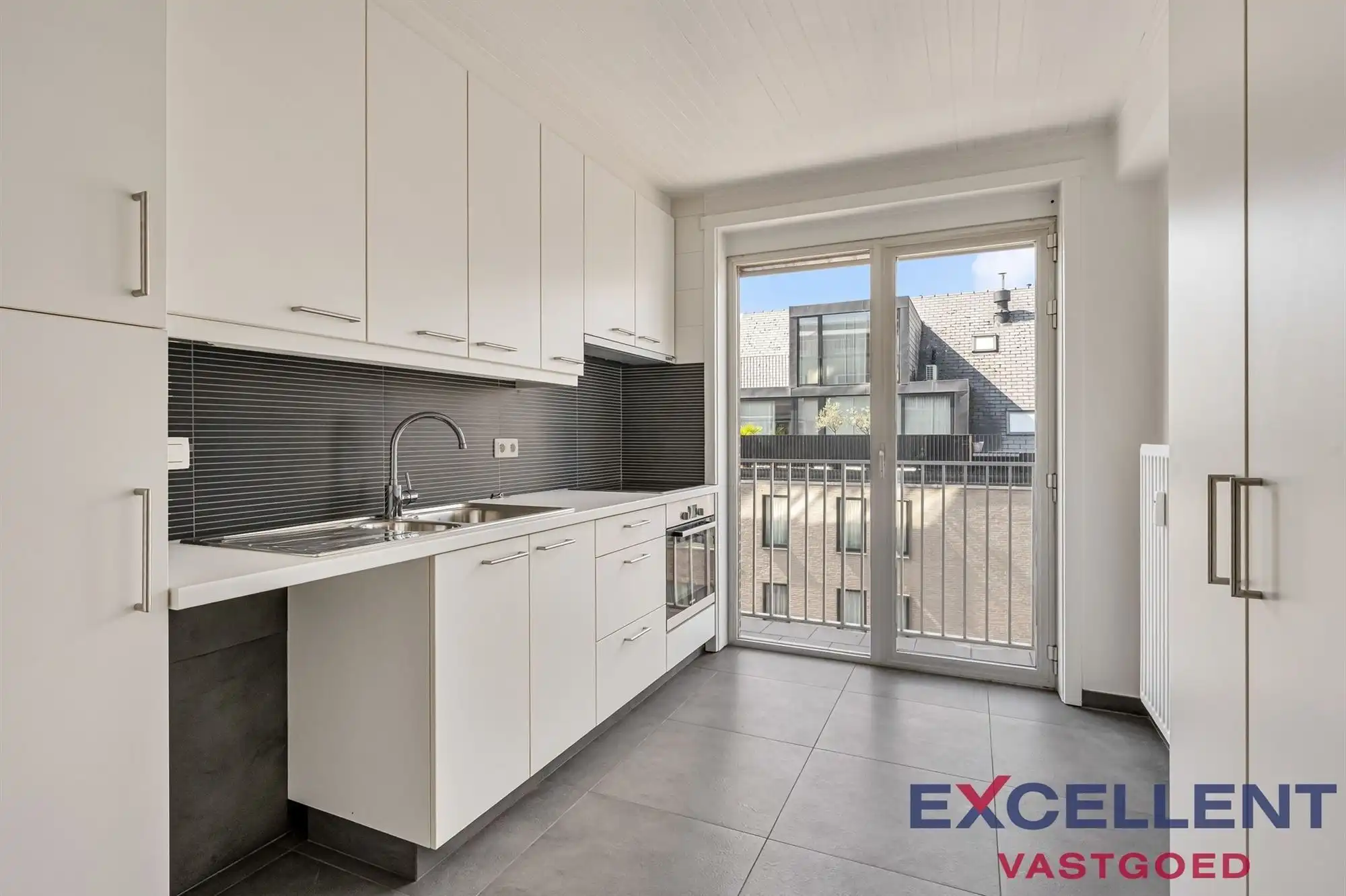 Prachtig gerenoveerd appartement centrum Deinze te koop foto 3